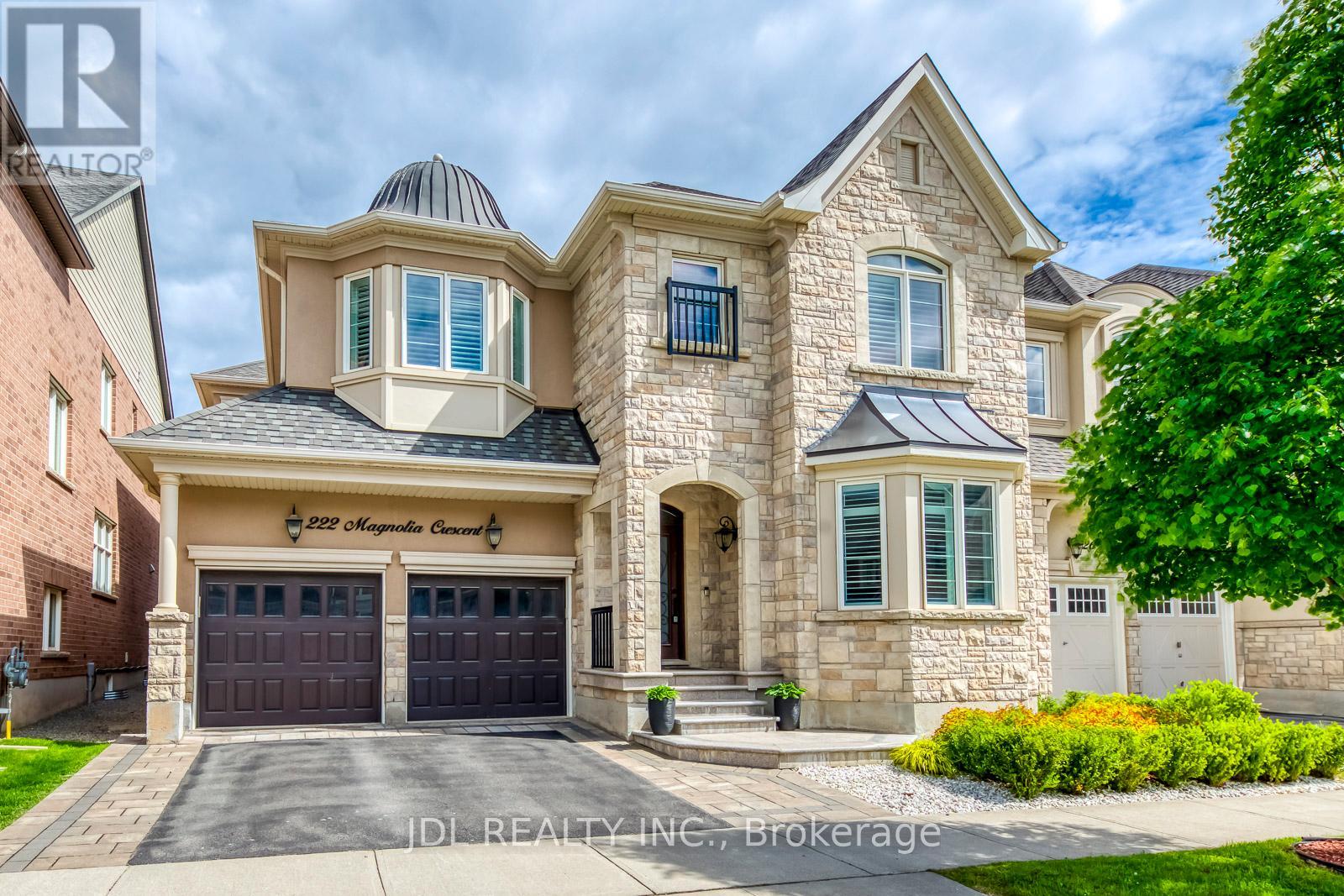 222 Magnolia Crescent, Oakville, Ontario  L6M 0Z8 - Photo 1 - W12194301