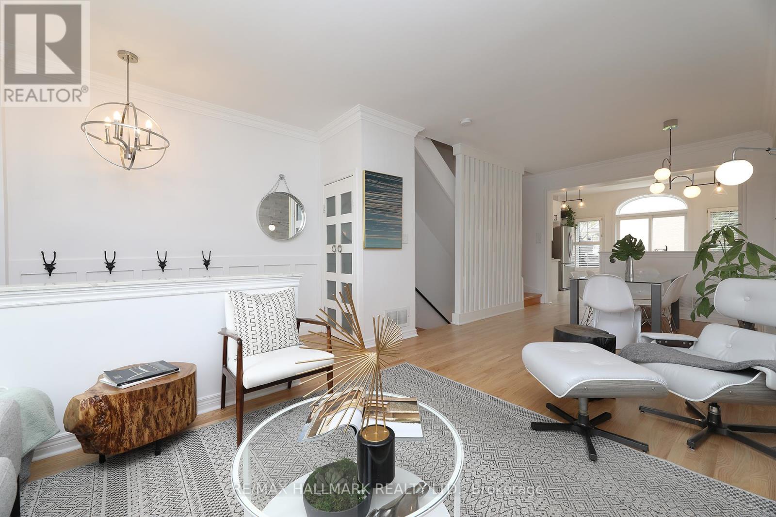 146 Manitoba Street, Toronto (Mimico), Ontario  M8Y 1E3 - Photo 4 - W12194307