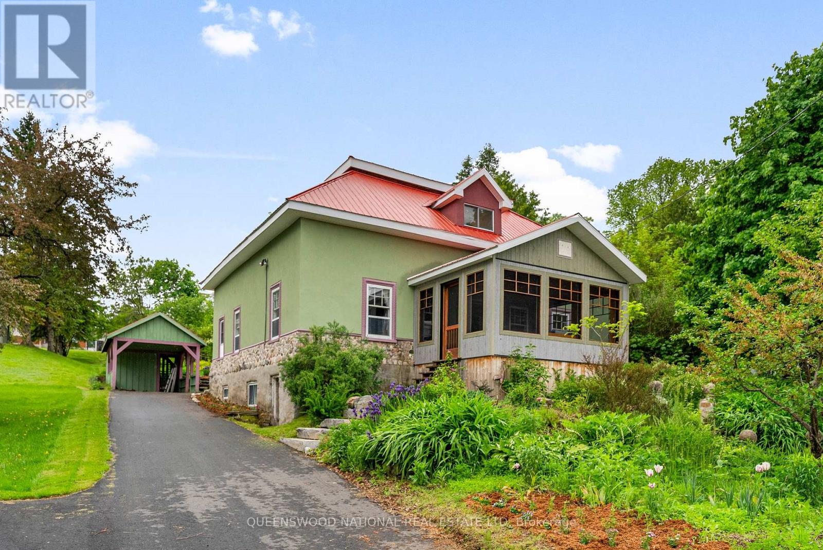 156 WELLINGTON STREET NW, bonnechere valley, Ontario