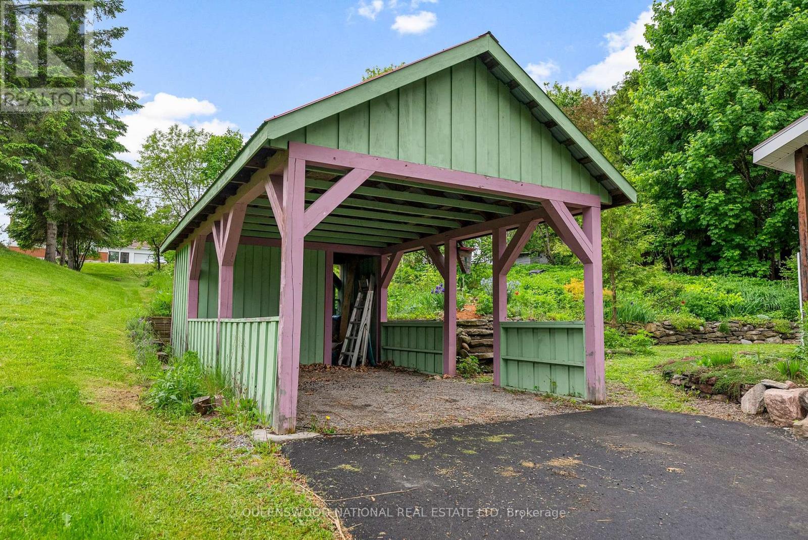 156 Wellington Street Nw, Bonnechere Valley, Ontario  K0J 1T0 - Photo 7 - X12194344
