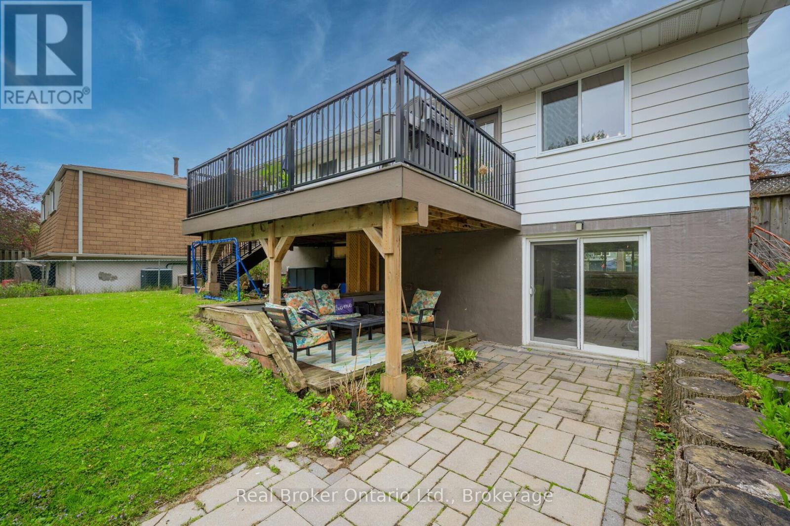 615 Sheraton Road, Burlington, Ontario  L7L 4B3 - Photo 39 - W12194331