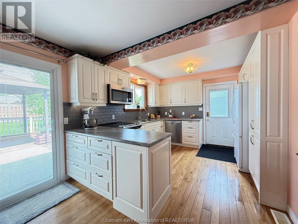 47b York Street West, Ridgetown, Ontario  N0P 2C0 - Photo 2 - 25012814