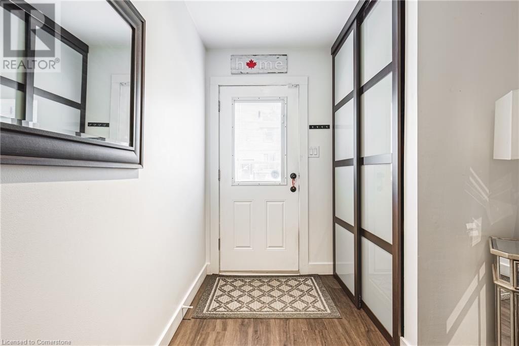 1155 Paramount Drive Unit# 26, Stoney Creek, Ontario  L8J 1P6 - Photo 5 - 40736823