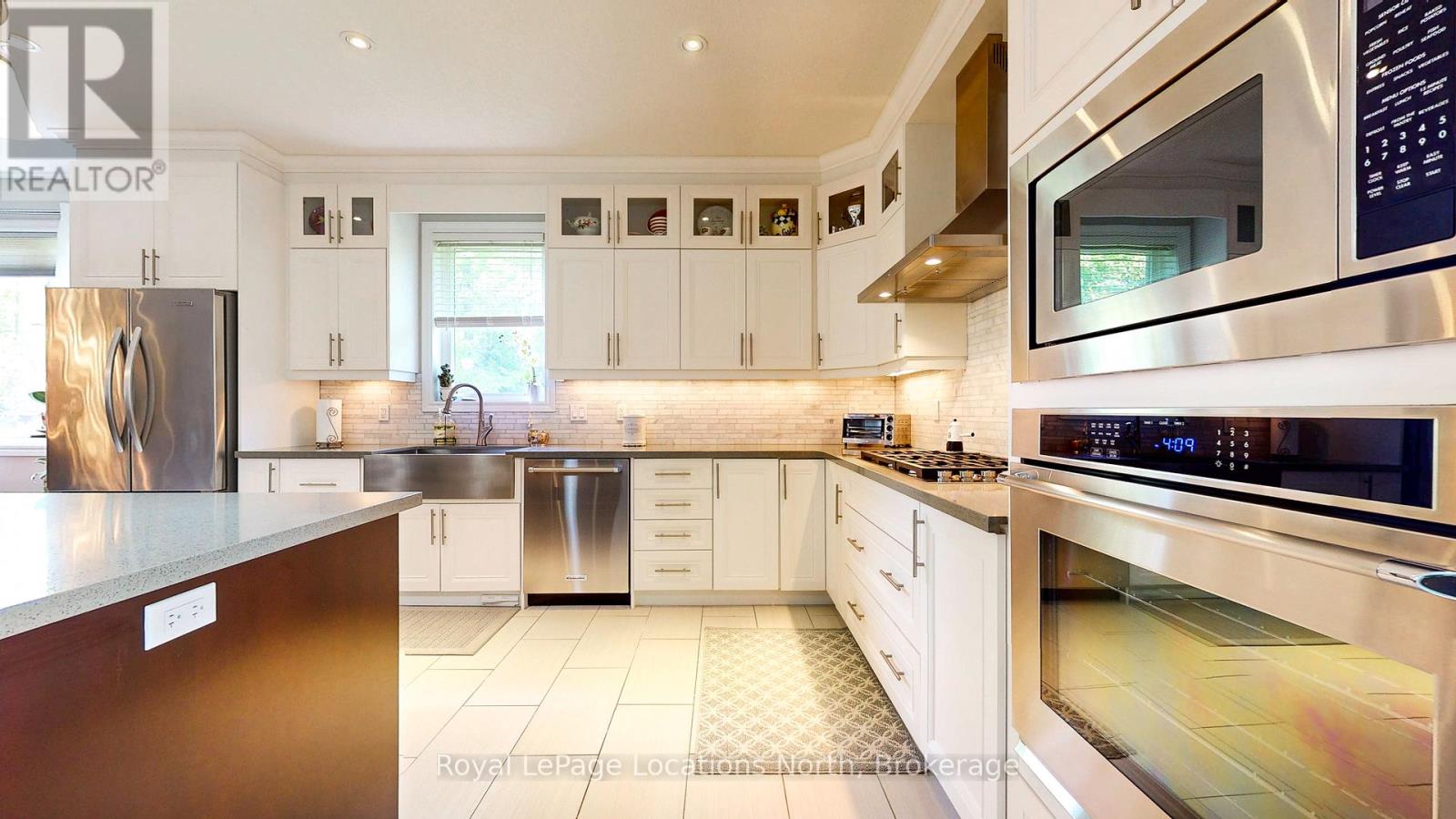 55 34th Street N, Wasaga Beach, Ontario  L9Z 2C2 - Photo 21 - S12194324