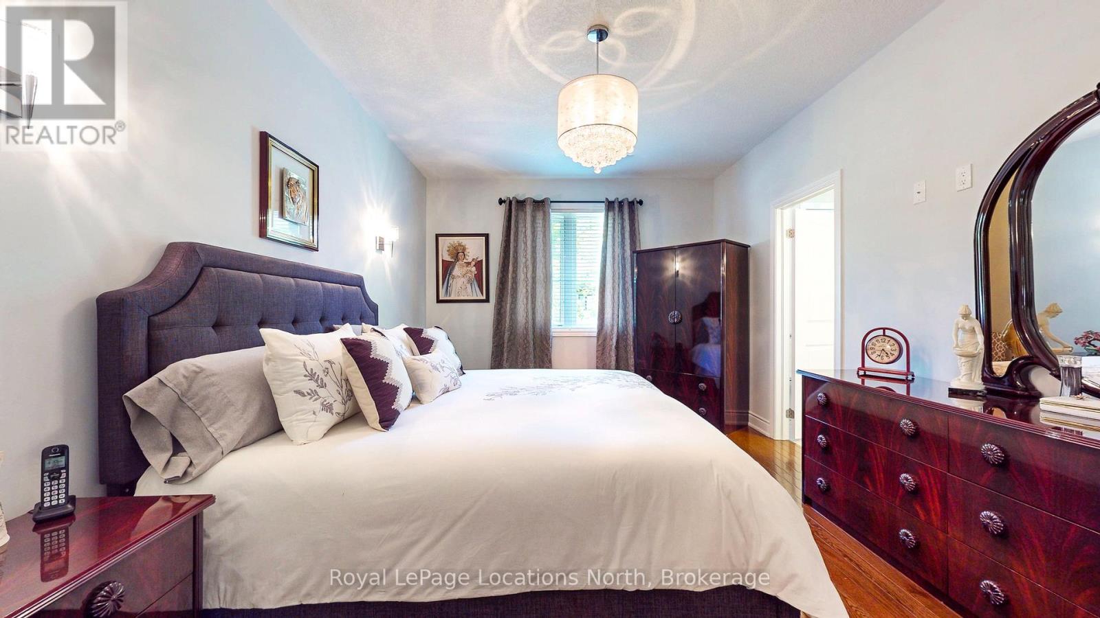 55 34th Street N, Wasaga Beach, Ontario  L9Z 2C2 - Photo 30 - S12194324