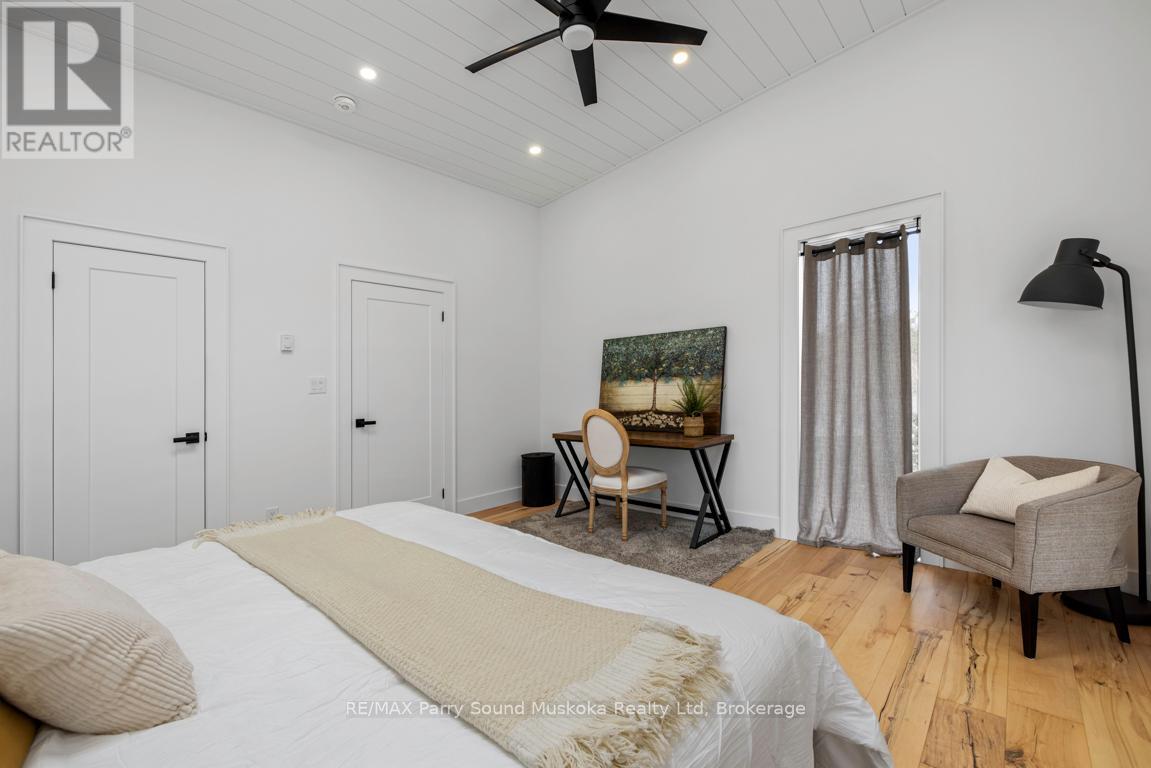 98 James Street, Parry Sound, Ontario  P2A 1T9 - Photo 24 - X12194334