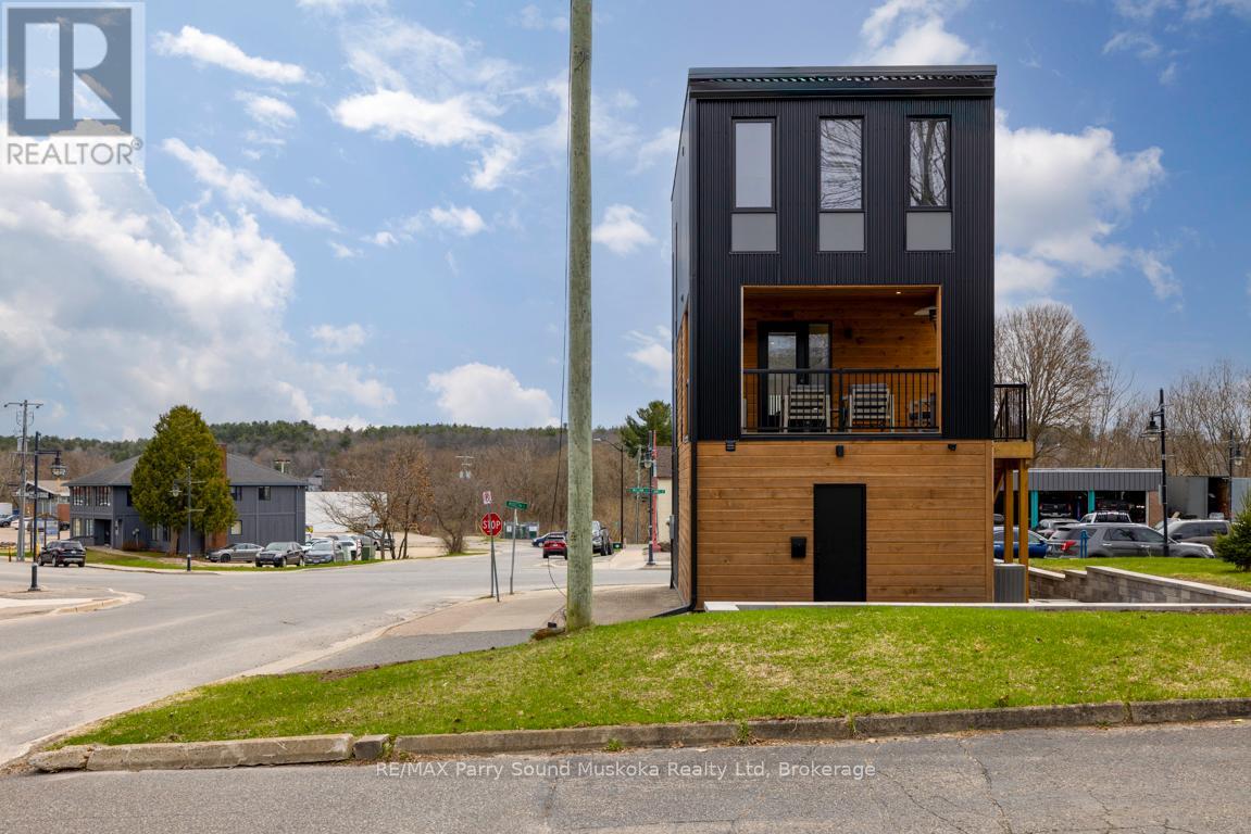 98 James Street, Parry Sound, Ontario  P2A 1T9 - Photo 37 - X12194334