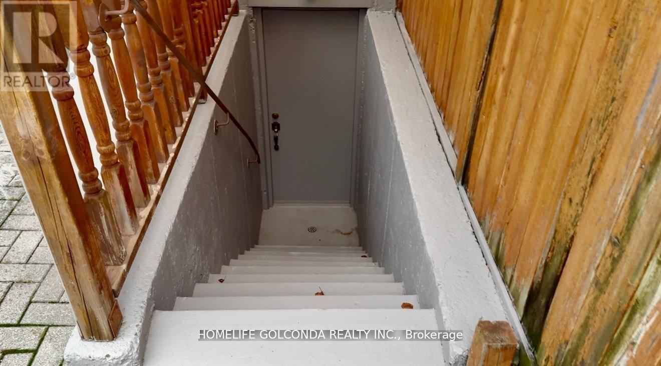 82 Ellesmere Street, Richmond Hill, Ontario  L4B 4E3 - Photo 39 - N12183217
