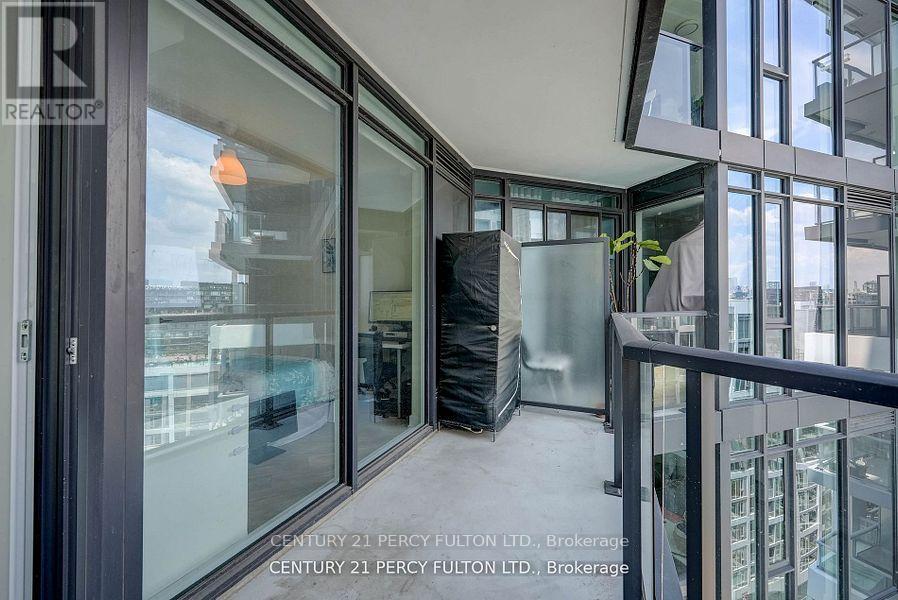 1501 - 27 Bathurst Street, Toronto, Ontario  M5V 0R1 - Photo 12 - C12194328