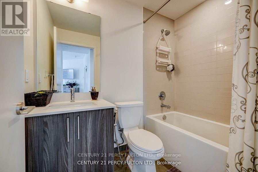 1501 - 27 Bathurst Street, Toronto, Ontario  M5V 0R1 - Photo 14 - C12194328