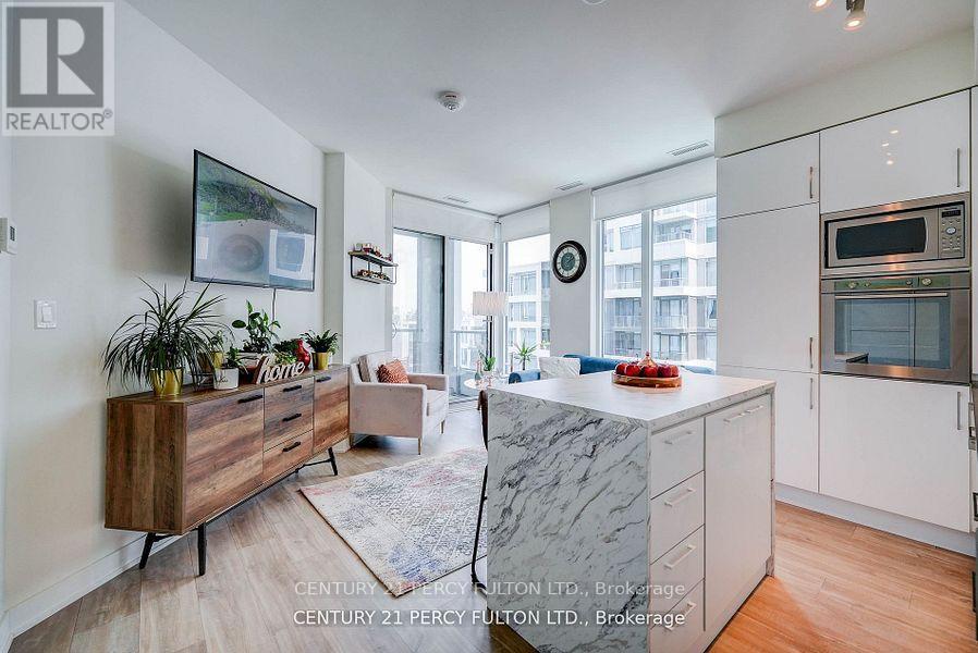 1501 - 27 Bathurst Street, Toronto, Ontario  M5V 0R1 - Photo 24 - C12194328