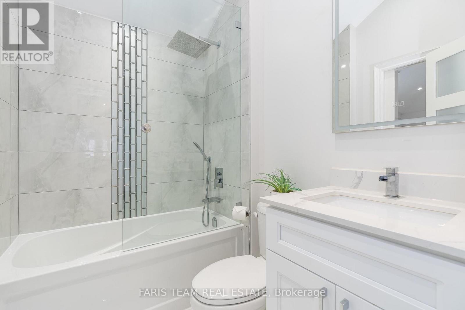1135 Poplar Drive, Innisfil, Ontario  L0L 1R0 - Photo 15 - N12194347