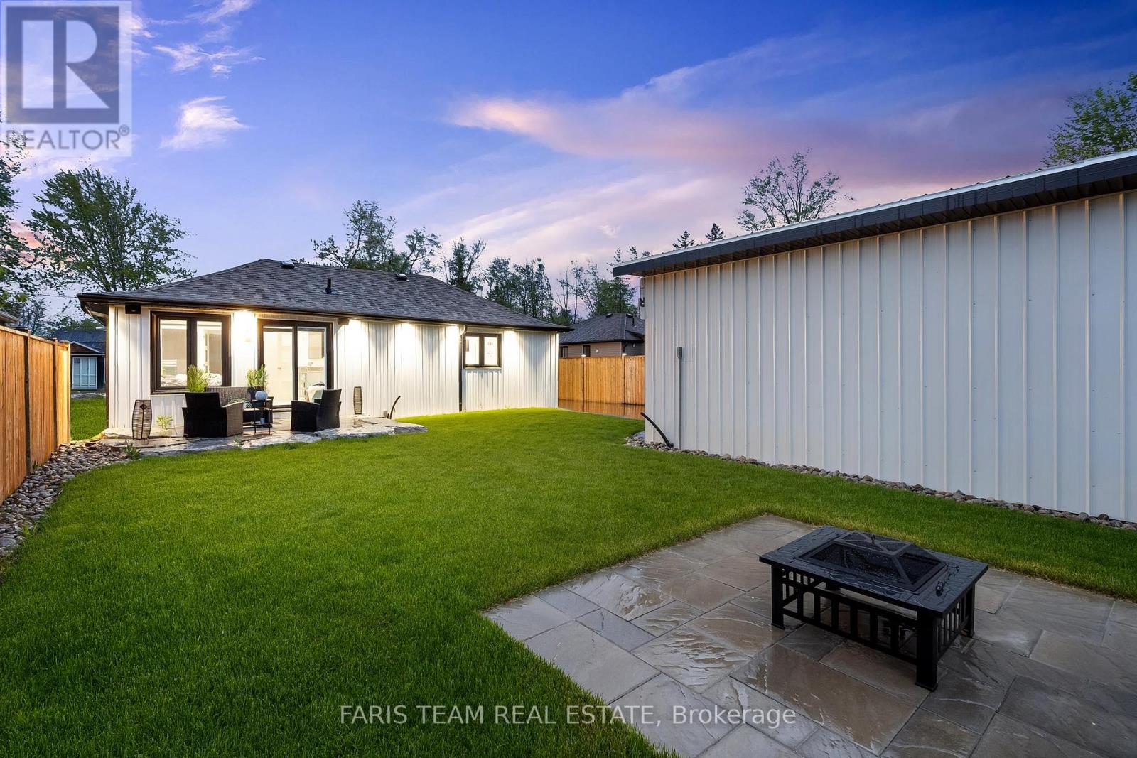 1135 Poplar Drive, Innisfil (Gilford), Ontario  L0L 1R0 - Photo 27 - N12194347