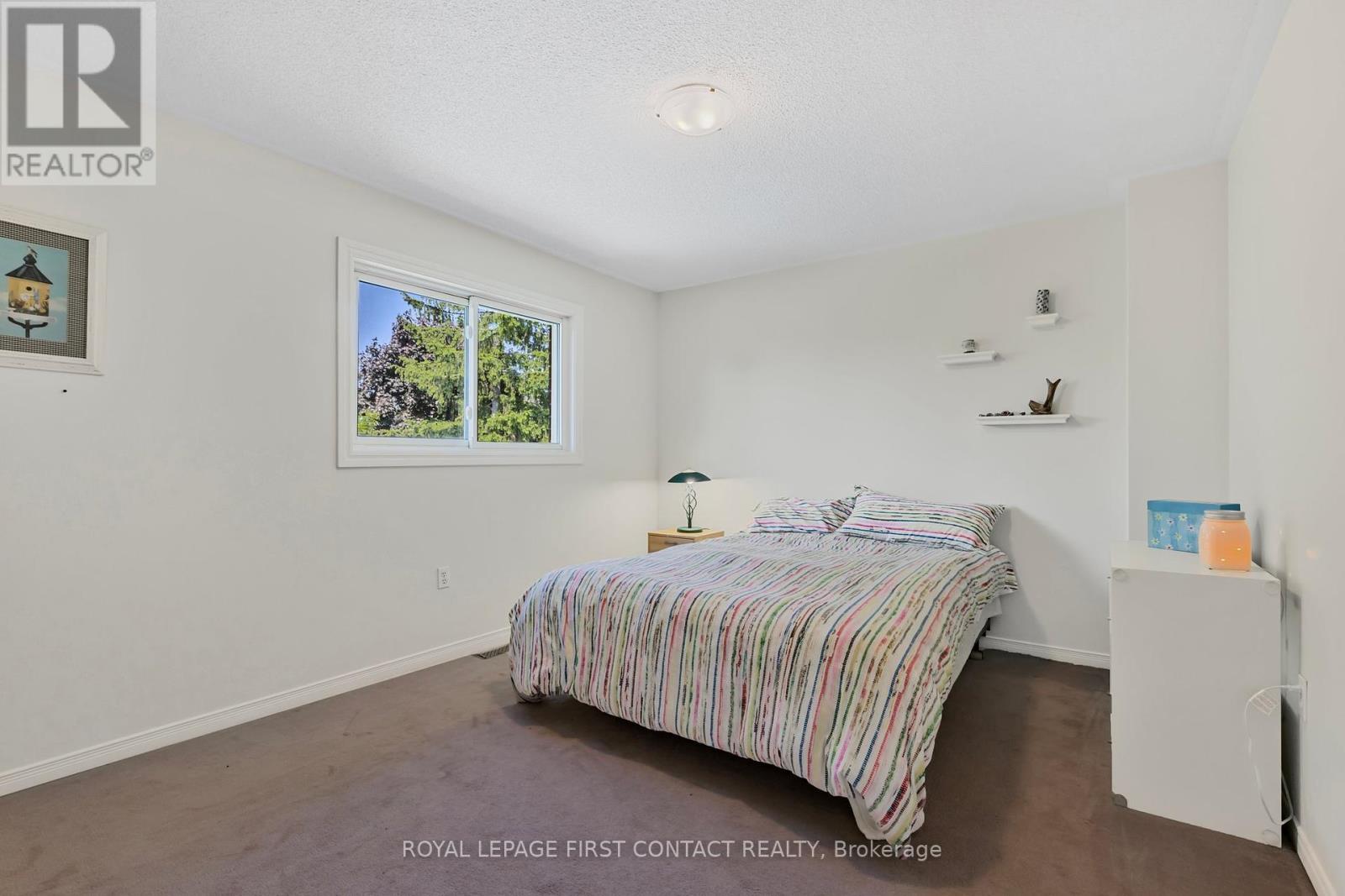32 Falling Brook Drive, Barrie, Ontario  L4N 7E9 - Photo 24 - S12194353