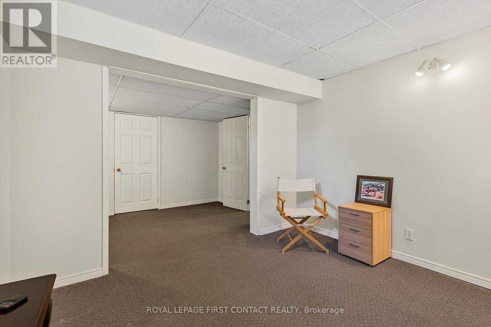 32 Falling Brook Drive, Barrie, Ontario  L4N 7E9 - Photo 31 - S12194353
