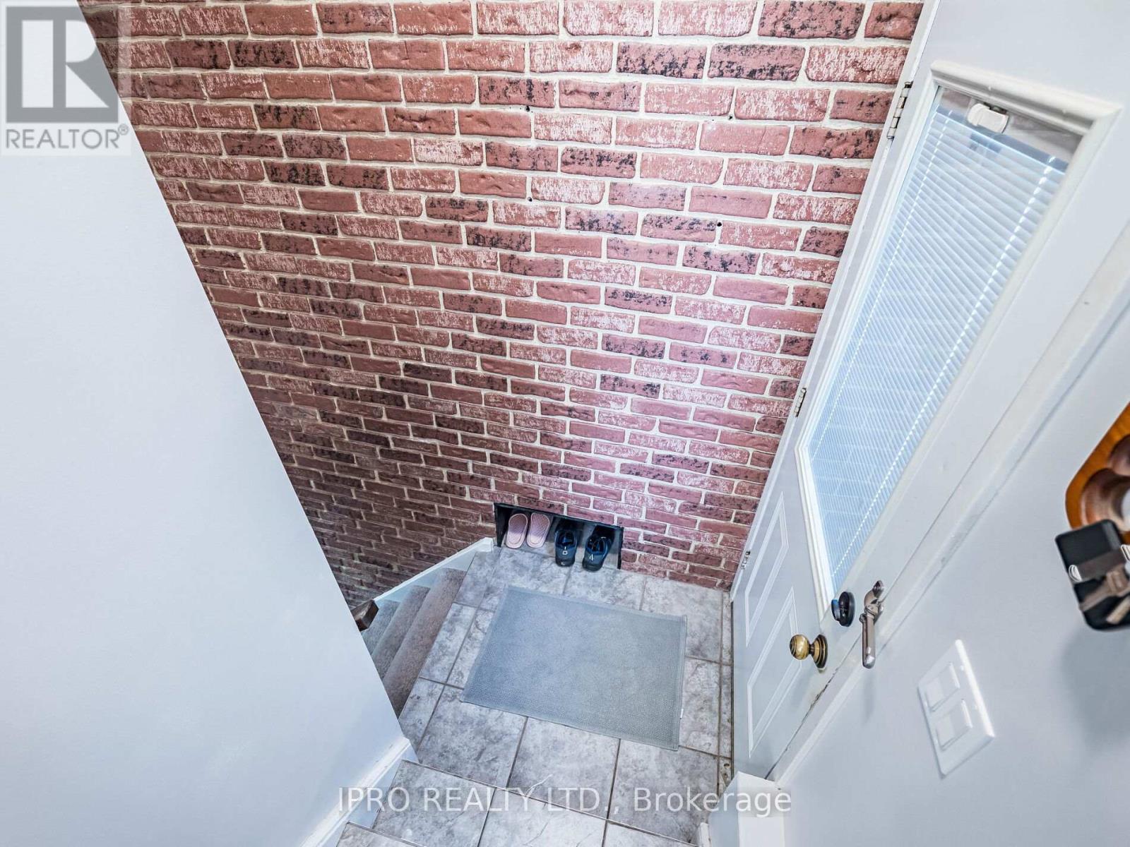 2152 Falmouth Terrace, Burlington, Ontario  L7P 1X9 - Photo 25 - W12183636