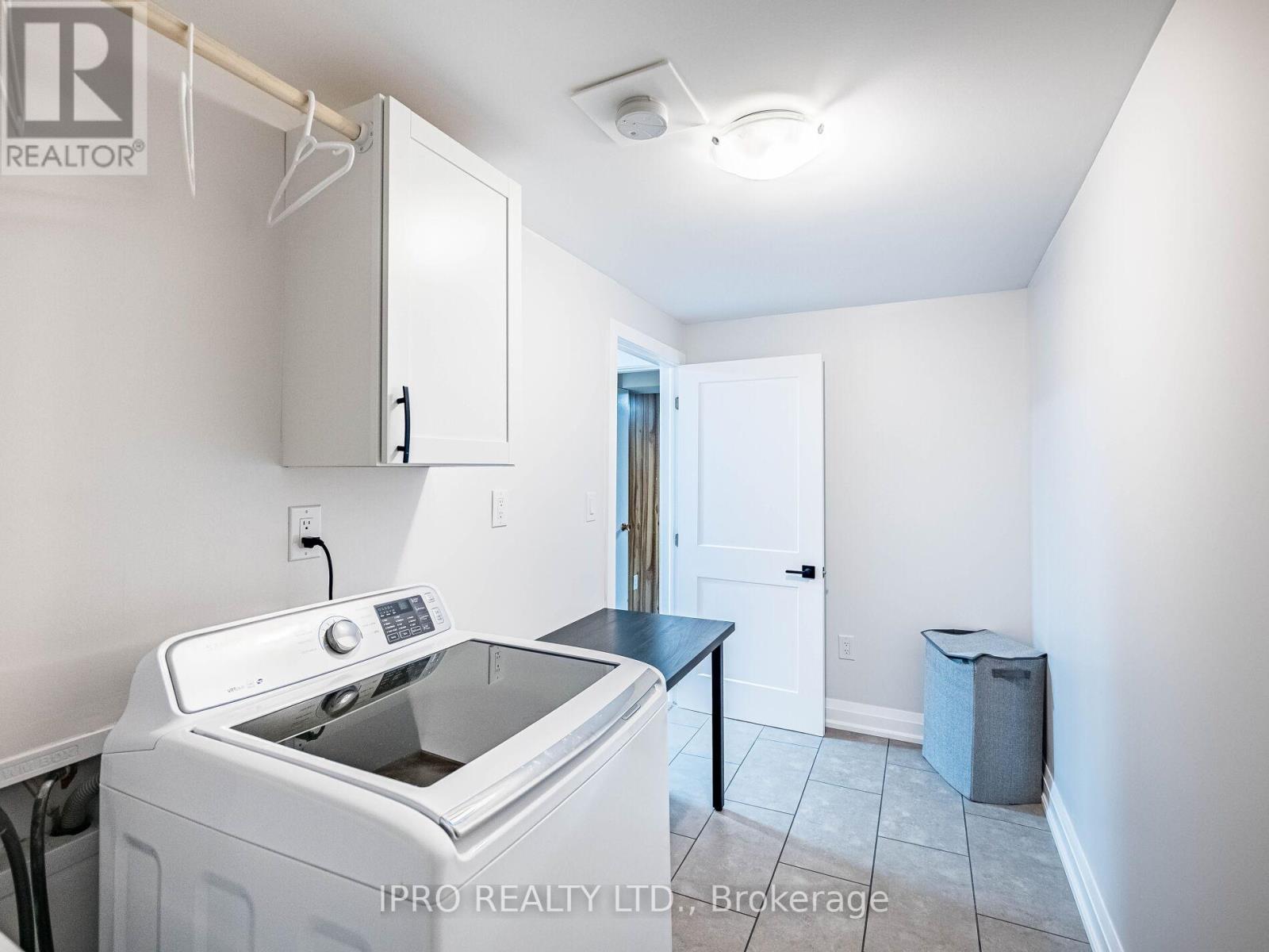 2152 Falmouth Terrace, Burlington, Ontario  L7P 1X9 - Photo 33 - W12183636