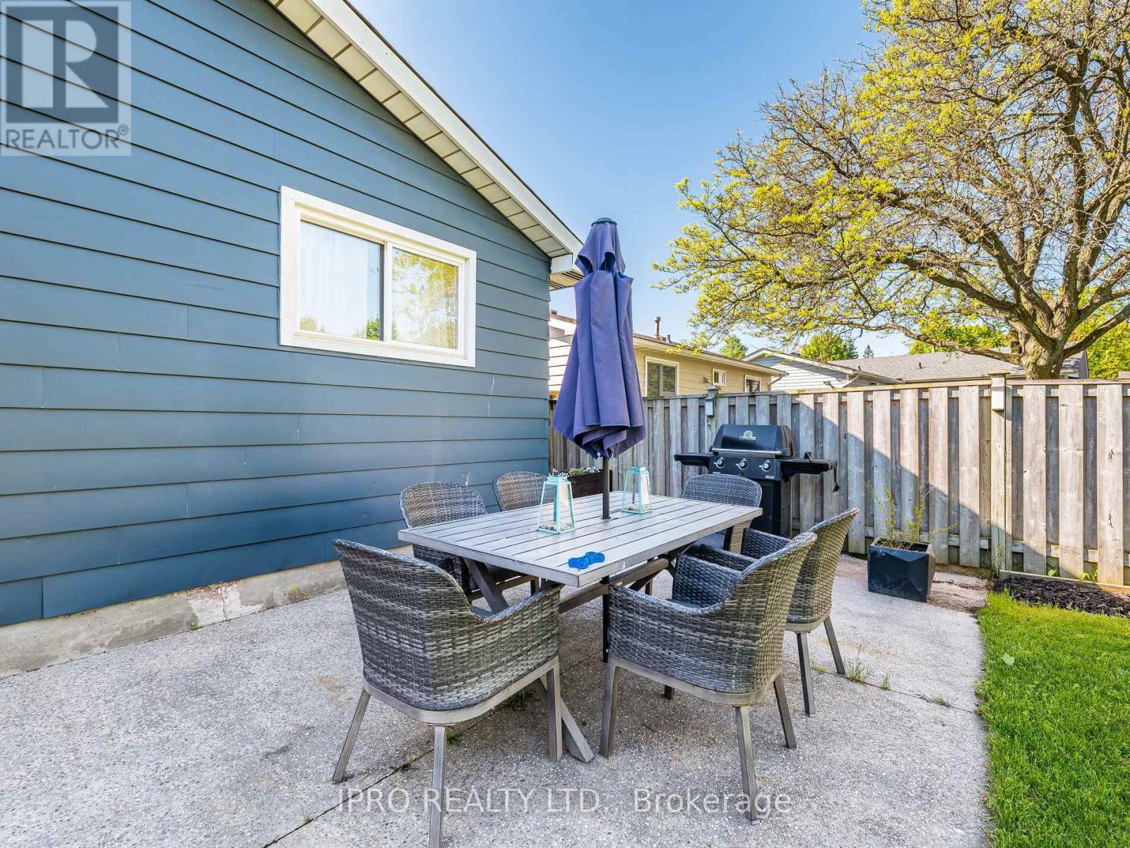 2152 Falmouth Terrace, Burlington, Ontario  L7P 1X9 - Photo 47 - W12183636