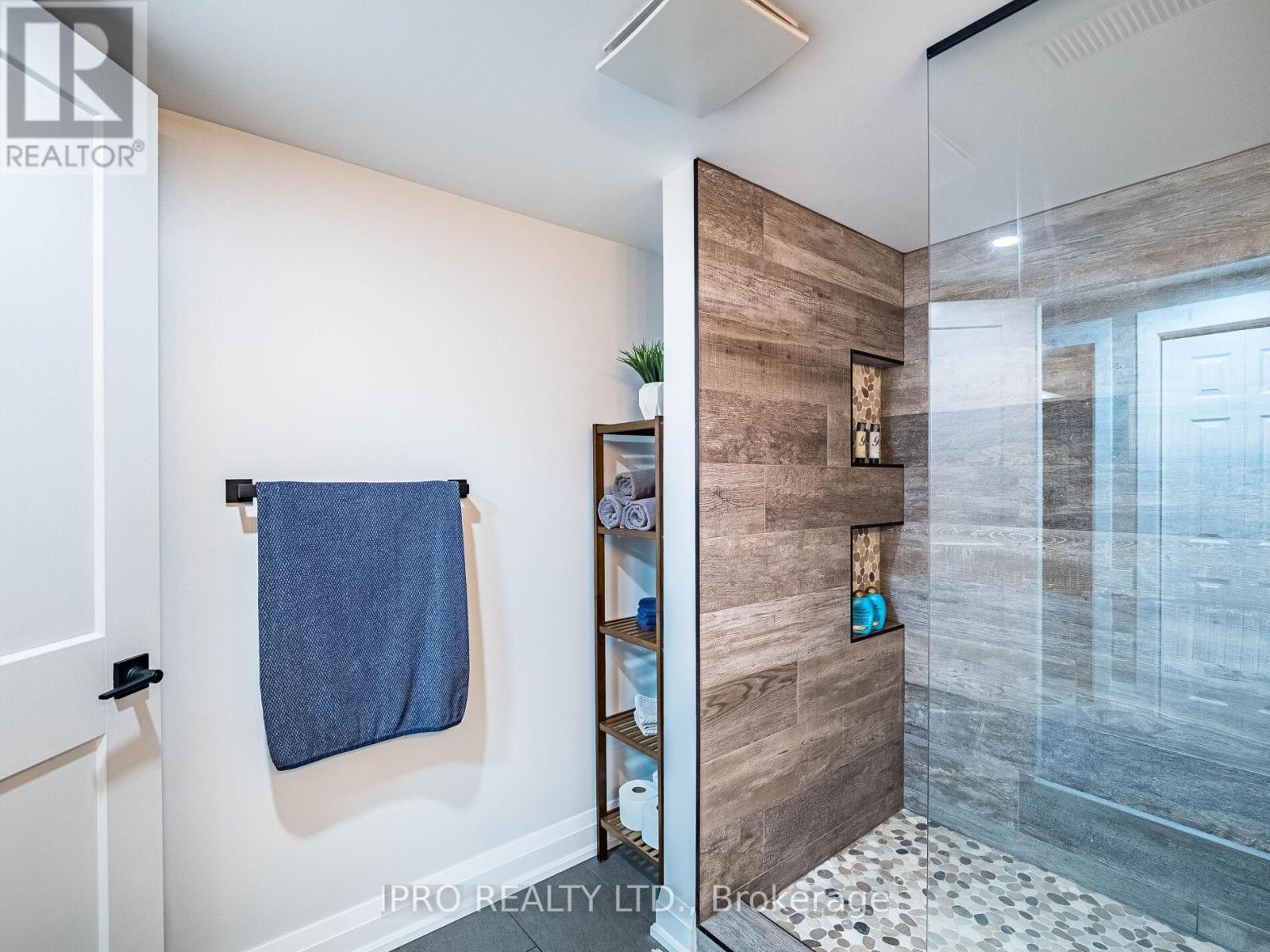 2152 Falmouth Terrace, Burlington, Ontario  L7P 1X9 - Photo 36 - W12183636