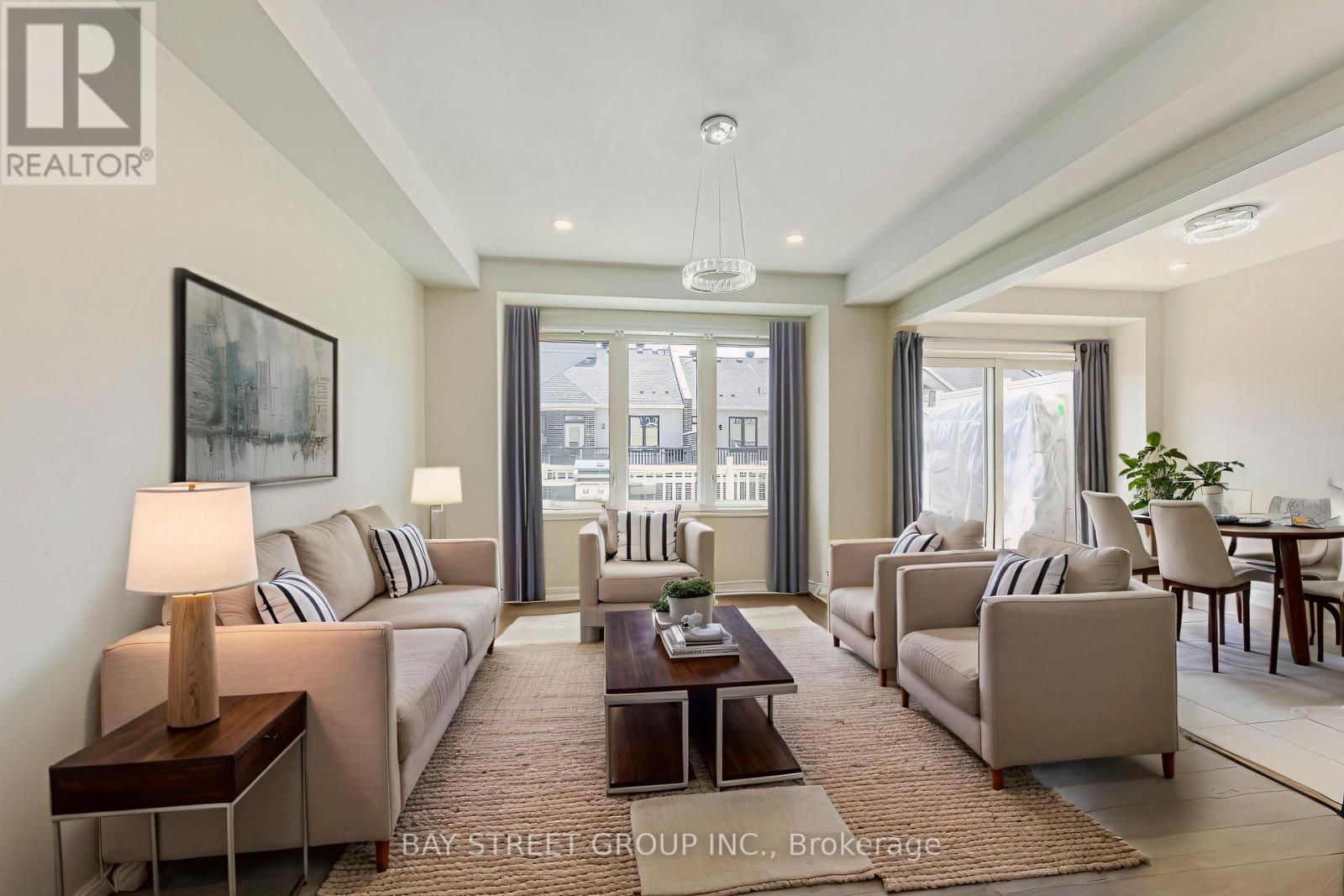 3060 Harebell Gate, Oakville, Ontario  L6M 0Y9 - Photo 13 - W12194332