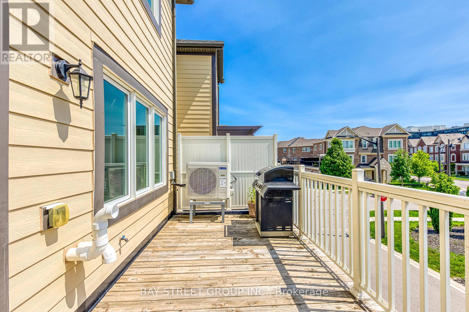 3060 Harebell Gate, Oakville, Ontario  L6M 0Y9 - Photo 19 - W12194332