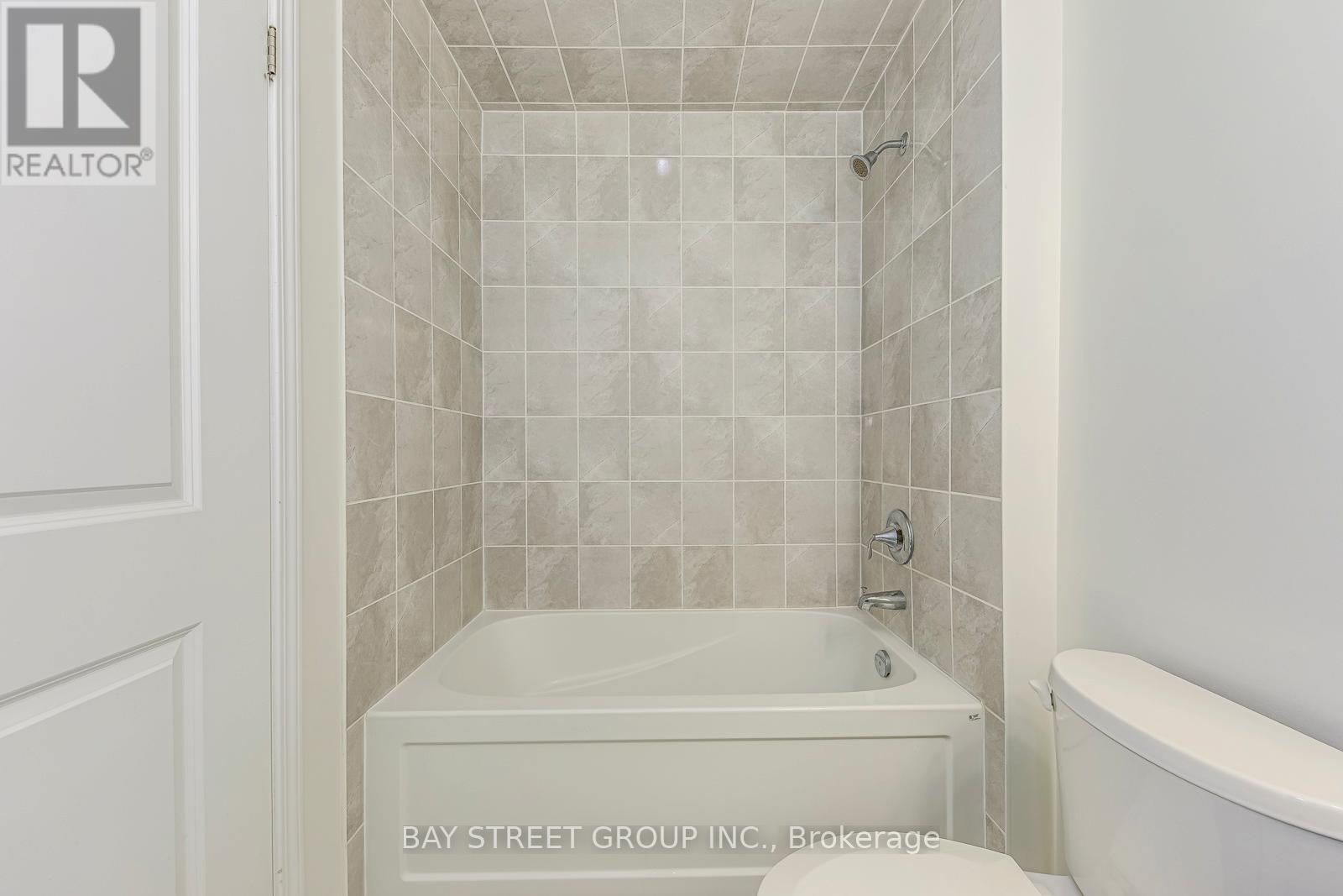 3060 Harebell Gate, Oakville, Ontario  L6M 0Y9 - Photo 38 - W12194332