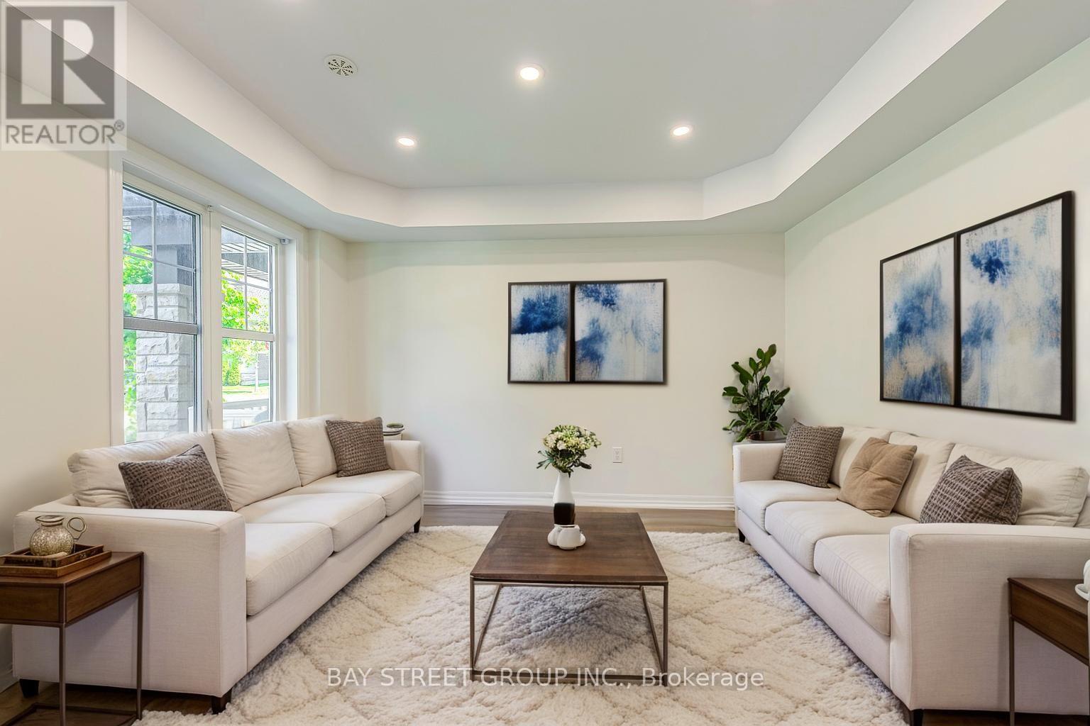 3060 Harebell Gate, Oakville, Ontario  L6M 0Y9 - Photo 7 - W12194332