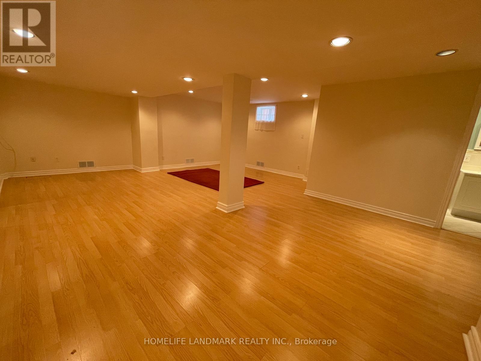 5844 Corinthian Trail, Mississauga, Ontario  L5M 6X8 - Photo 3 - W12194337