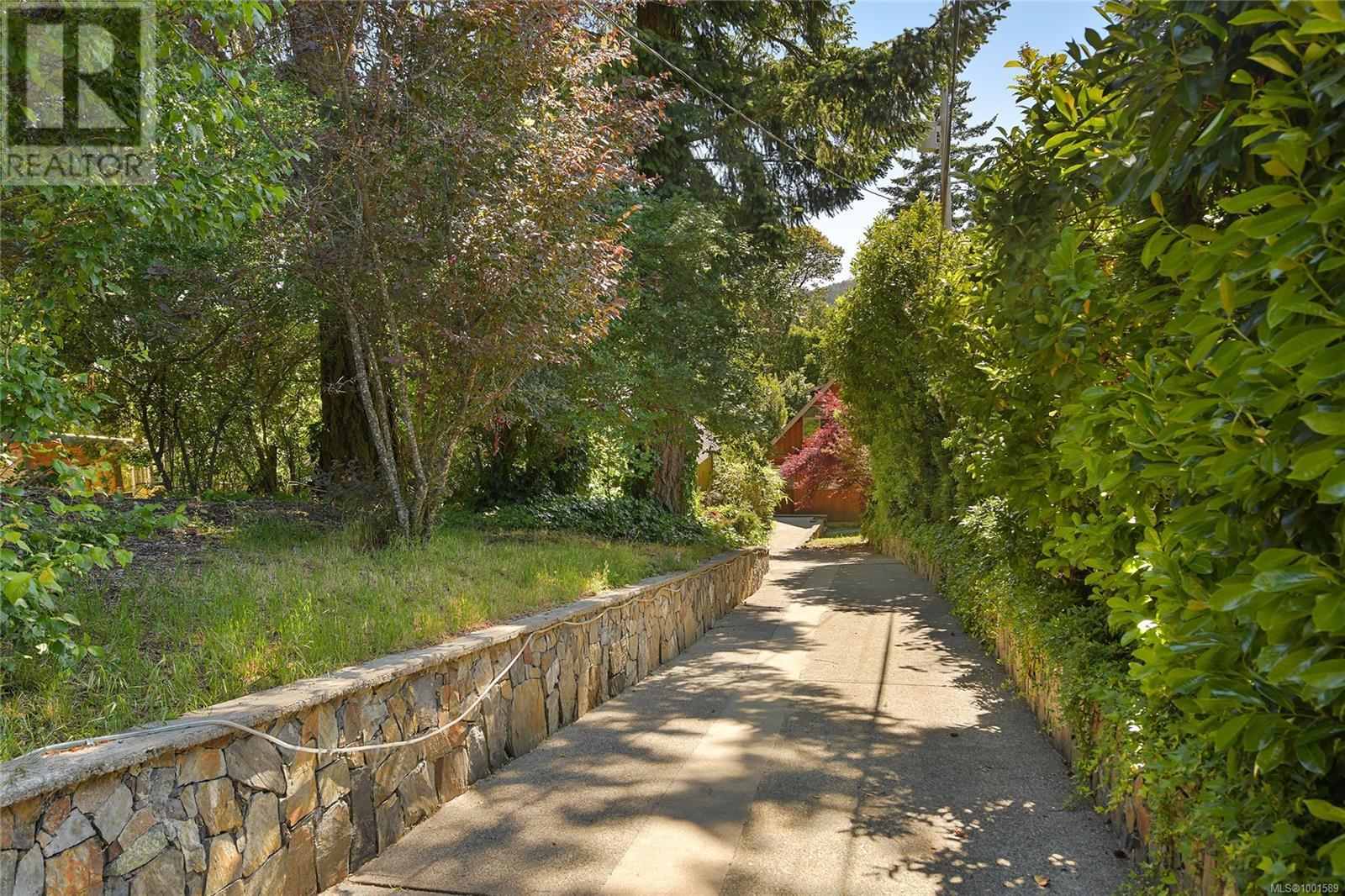 Property at 2874 Leigh Rd image 4