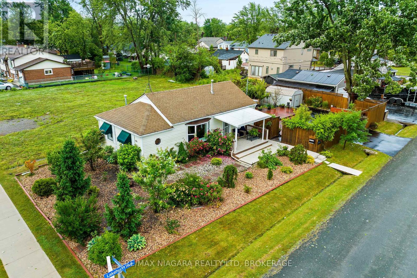 476 Lakeside Road N, Fort Erie, Ontario  L2A 4X7 - Photo 5 - X12194383
