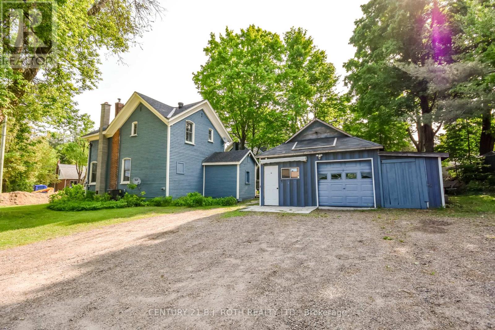 791 Bay Street, Gravenhurst, Ontario  P1P 1G7 - Photo 32 - X12194338