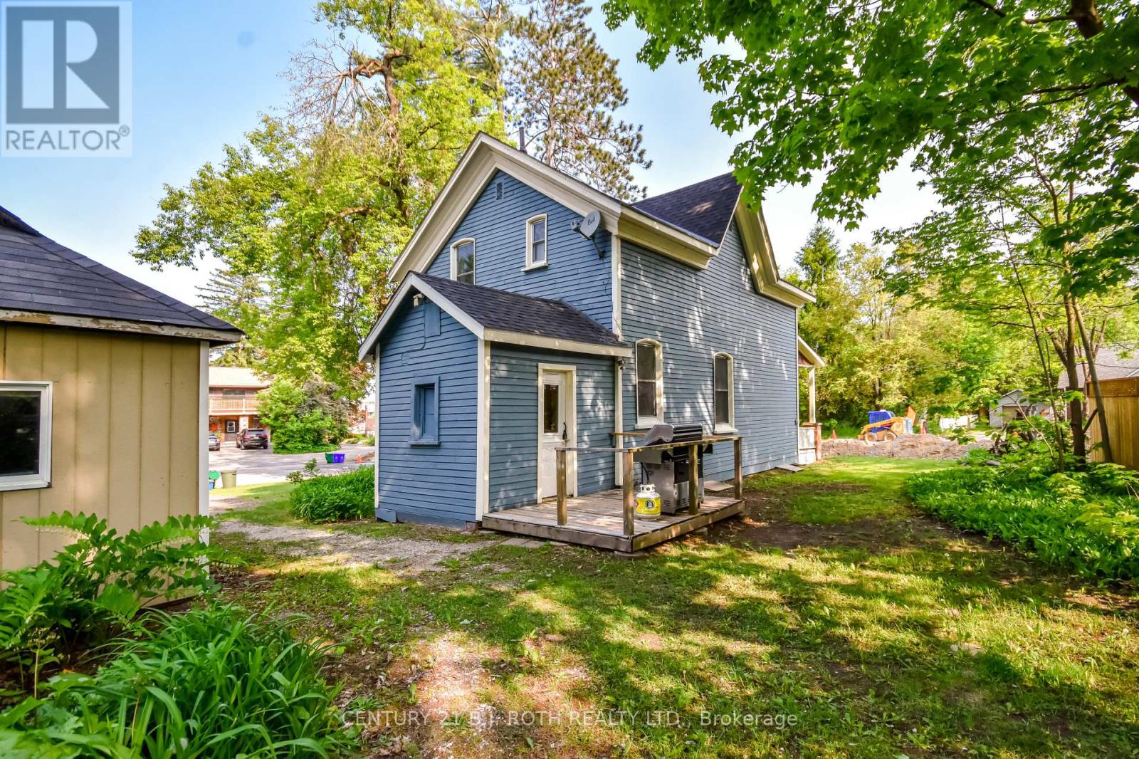 791 Bay Street, Gravenhurst, Ontario  P1P 1G7 - Photo 33 - X12194338