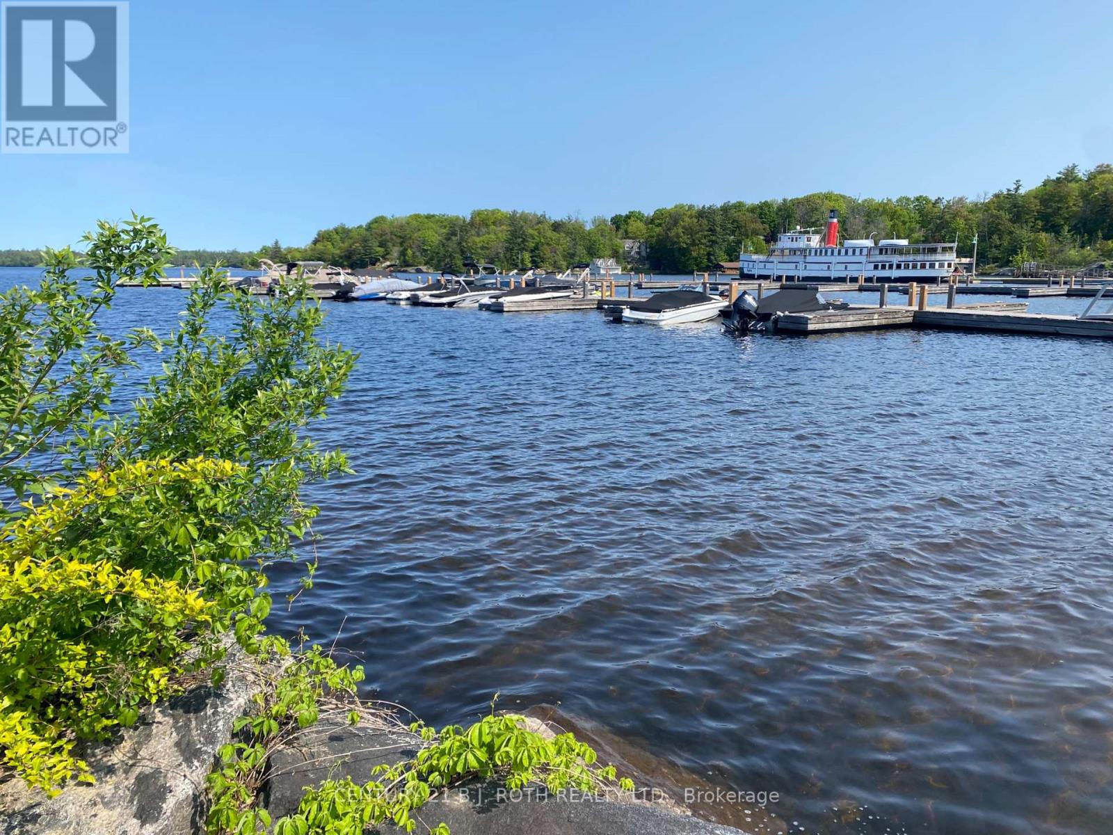 791 Bay Street, Gravenhurst, Ontario  P1P 1G7 - Photo 34 - X12194338