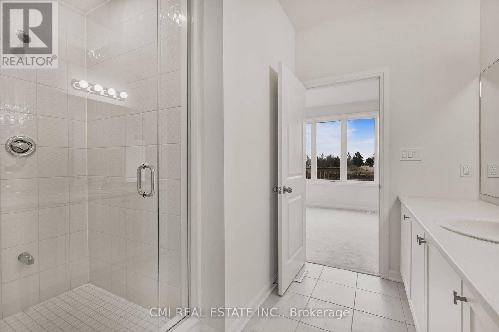 12 Oakmont Drive, Loyalist, Ontario  K0H 1G0 - Photo 23 - X12194351