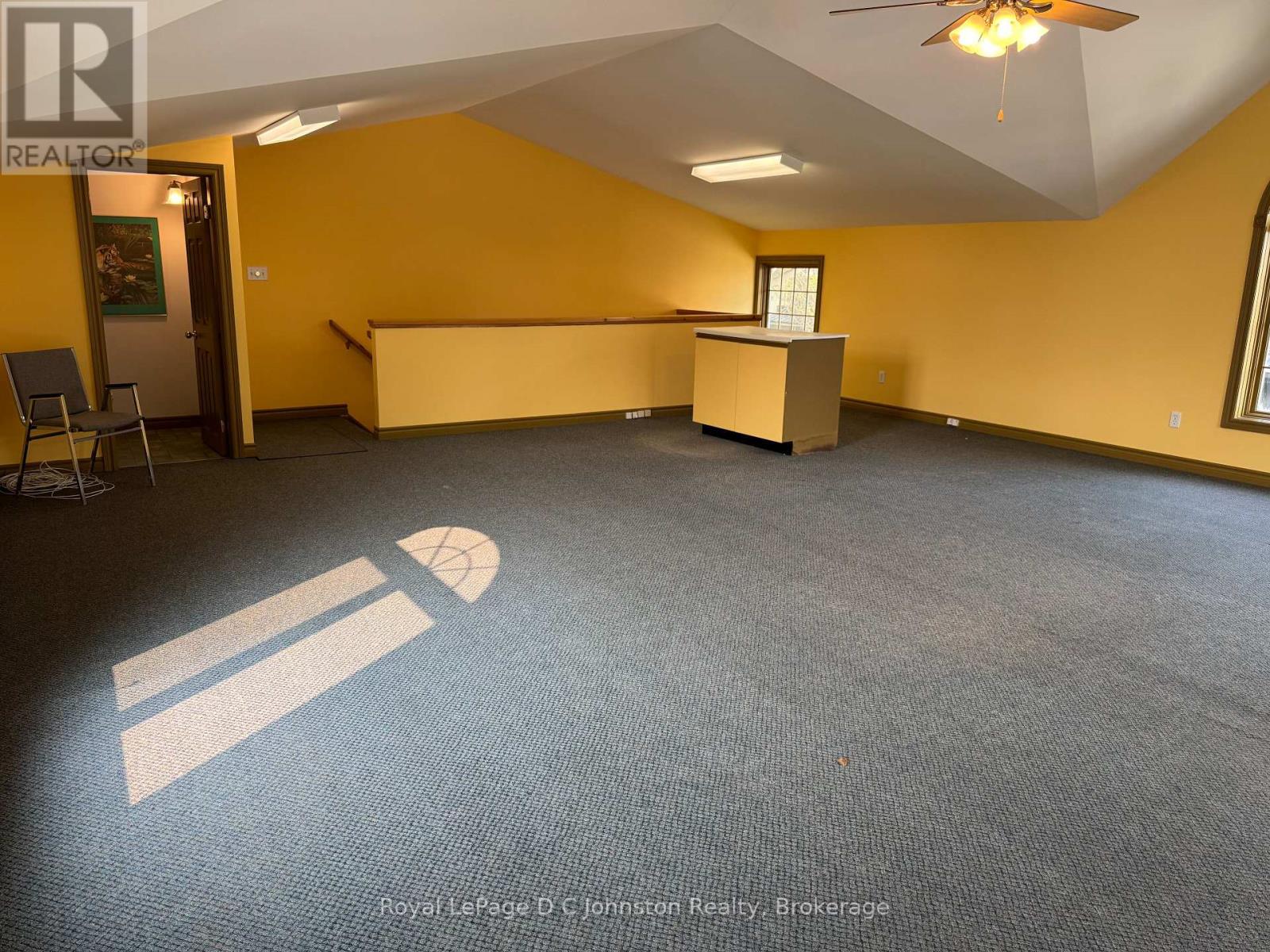 140 High Street, Saugeen Shores, Ontario N0H 2L0 - Photo 15 - X12194396
