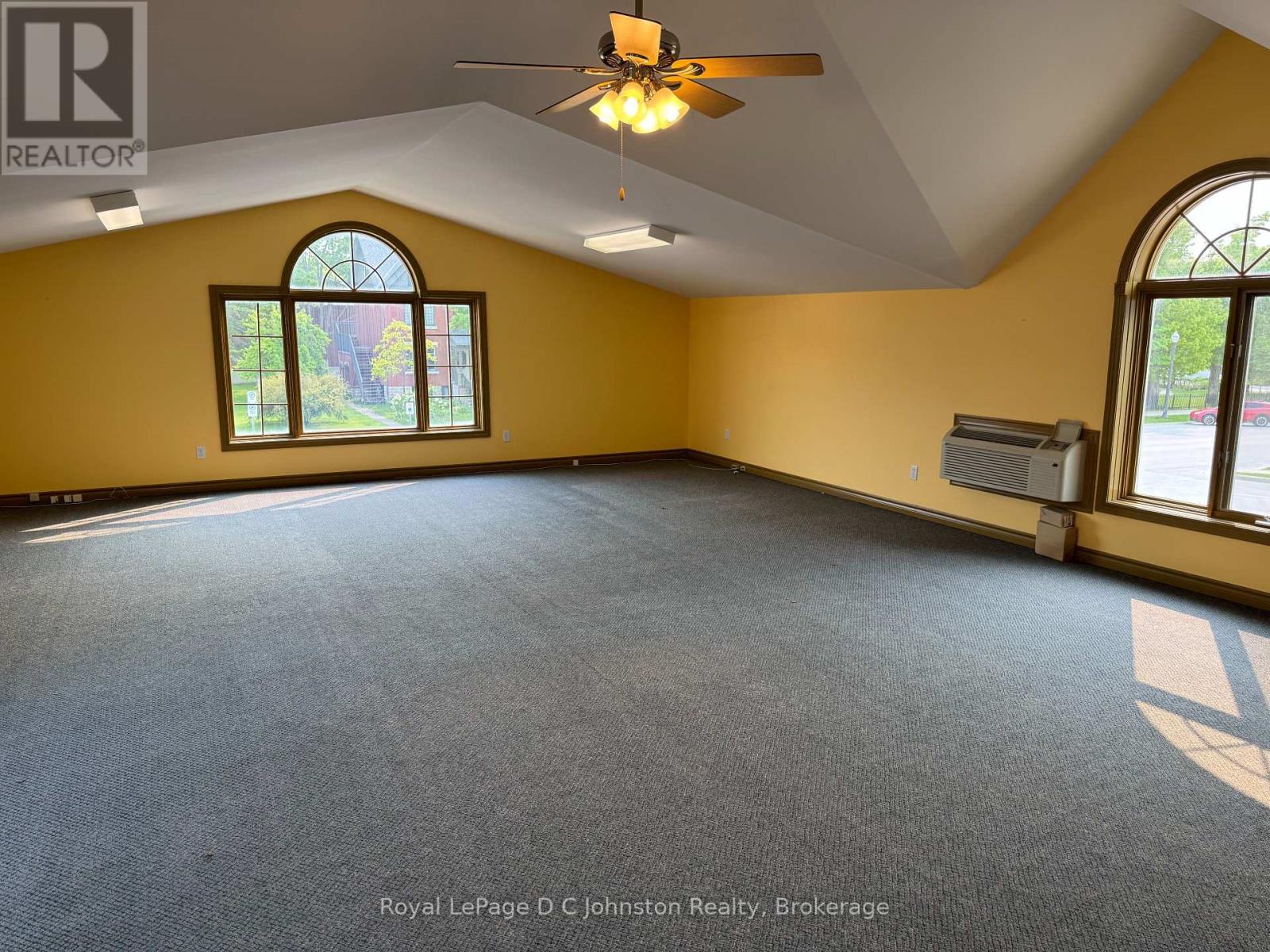 140 High Street, Saugeen Shores, Ontario N0H 2L0 - Photo 16 - X12194396