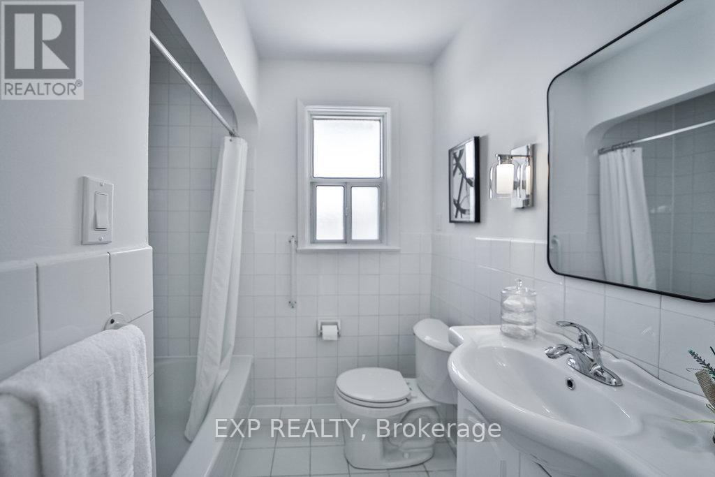 56 Gage Avenue, Toronto, Ontario  M1J 1T8 - Photo 15 - E12079969