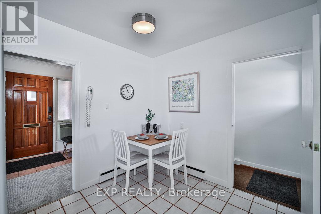 56 Gage Avenue, Toronto, Ontario  M1J 1T8 - Photo 9 - E12079969