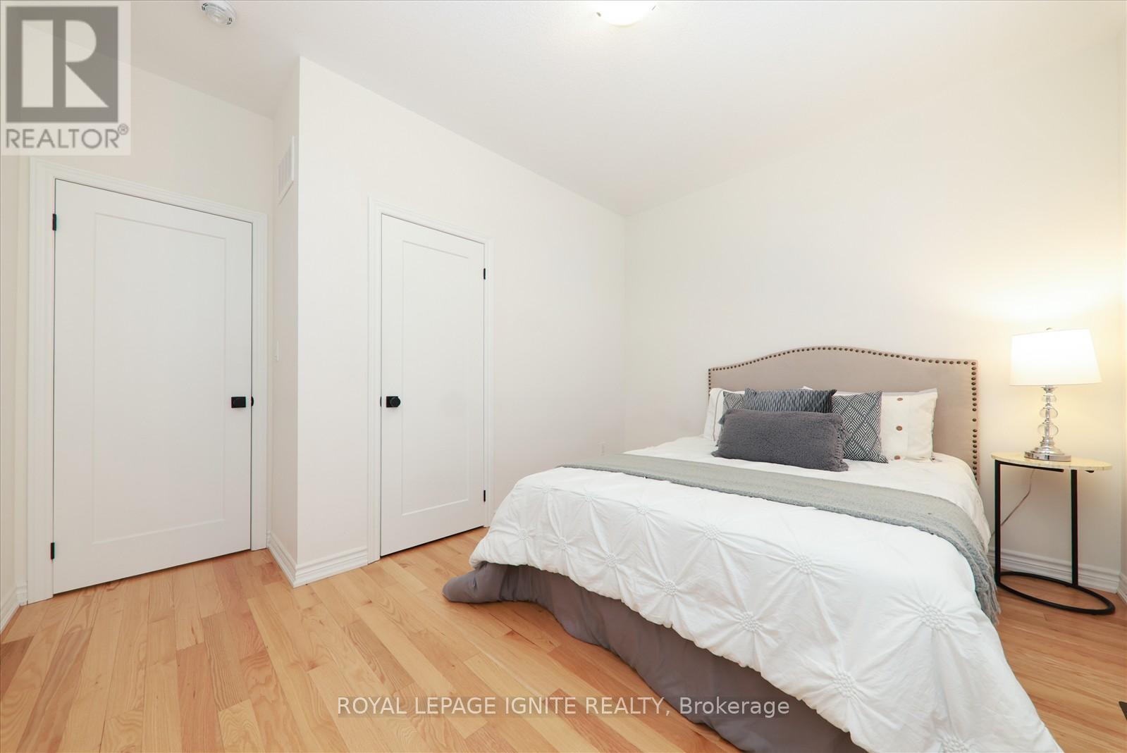 301 Danny Wheeler Boulevard, Georgina, Ontario  L4P 0K1 - Photo 37 - N12163844
