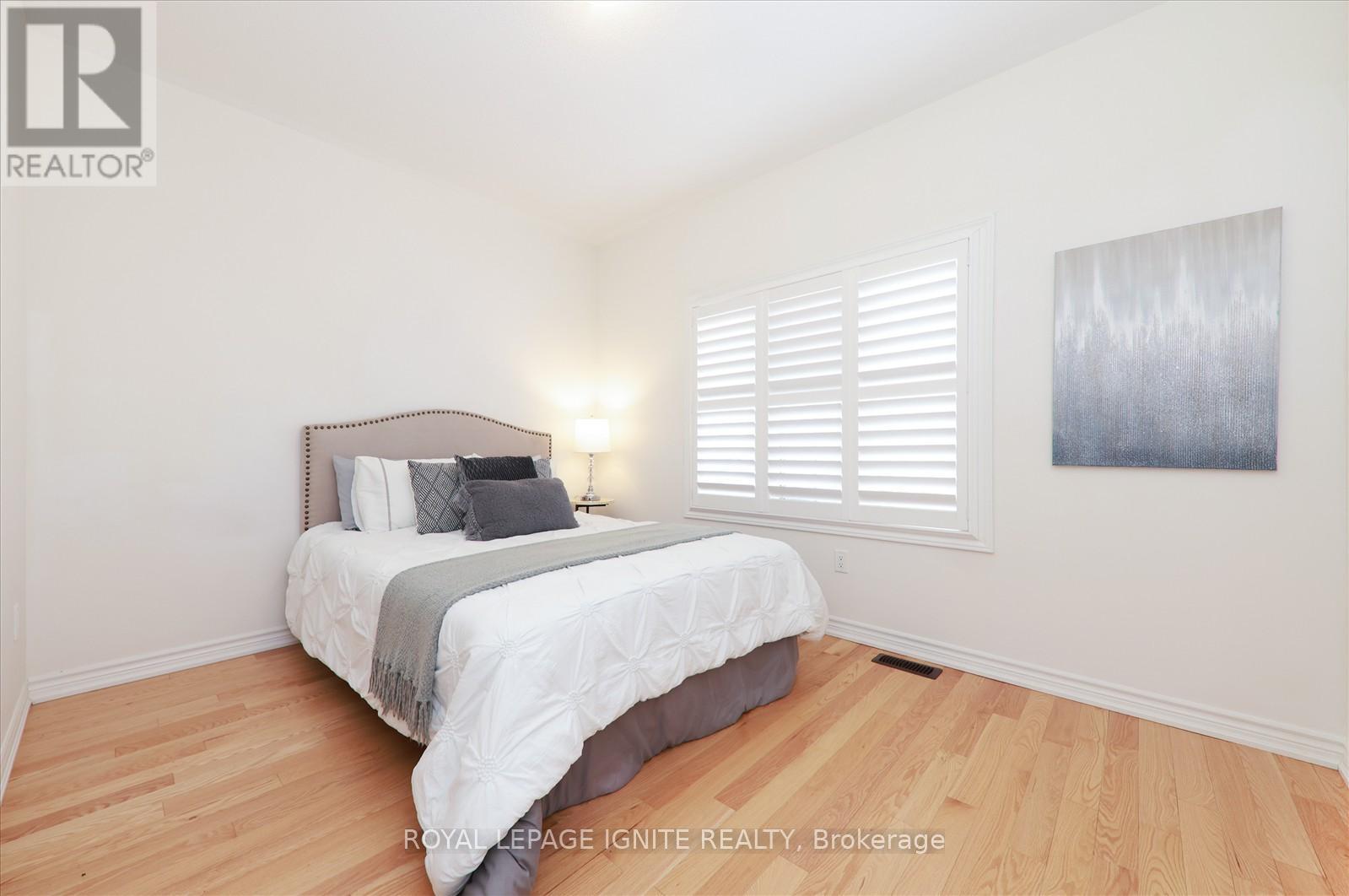 301 Danny Wheeler Boulevard, Georgina, Ontario  L4P 0K1 - Photo 36 - N12163844