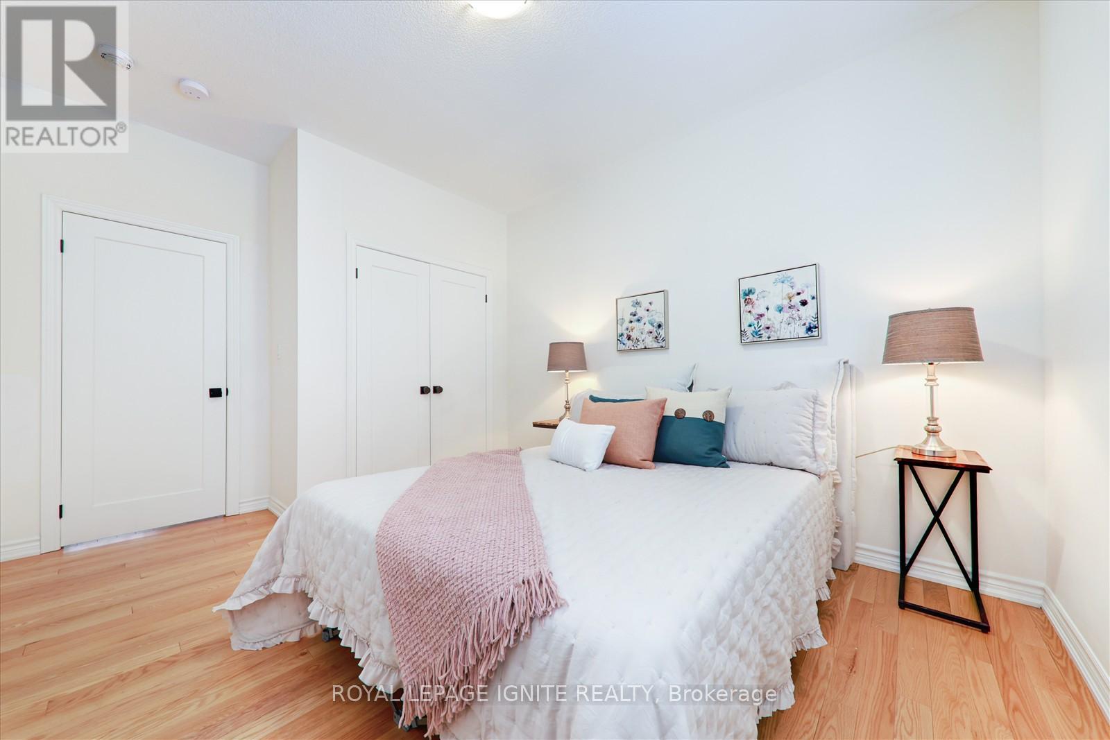 301 Danny Wheeler Boulevard, Georgina, Ontario  L4P 0K1 - Photo 32 - N12163844