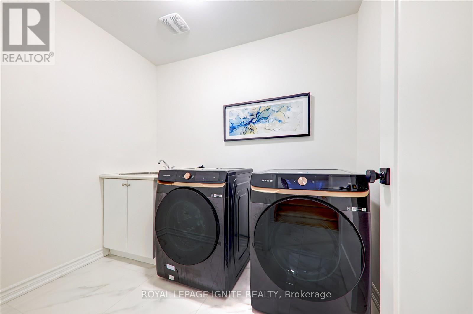 301 Danny Wheeler Boulevard, Georgina, Ontario  L4P 0K1 - Photo 38 - N12163844
