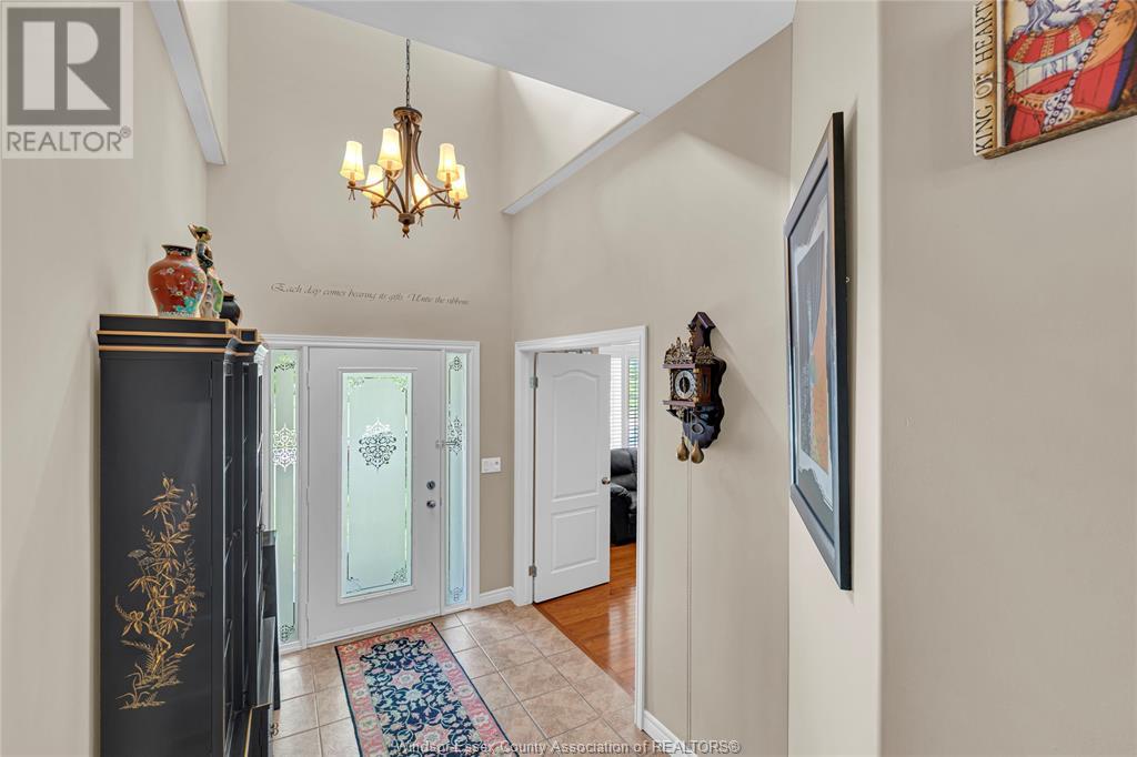 Property at 768 Newport image 2