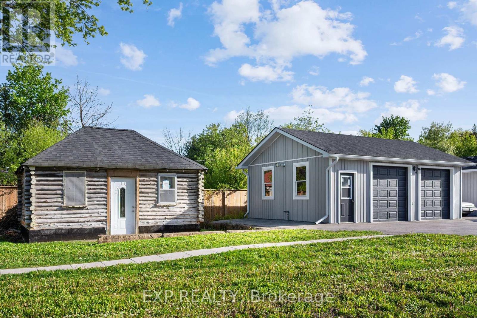 Property at 1597 METRO ROAD N image 4