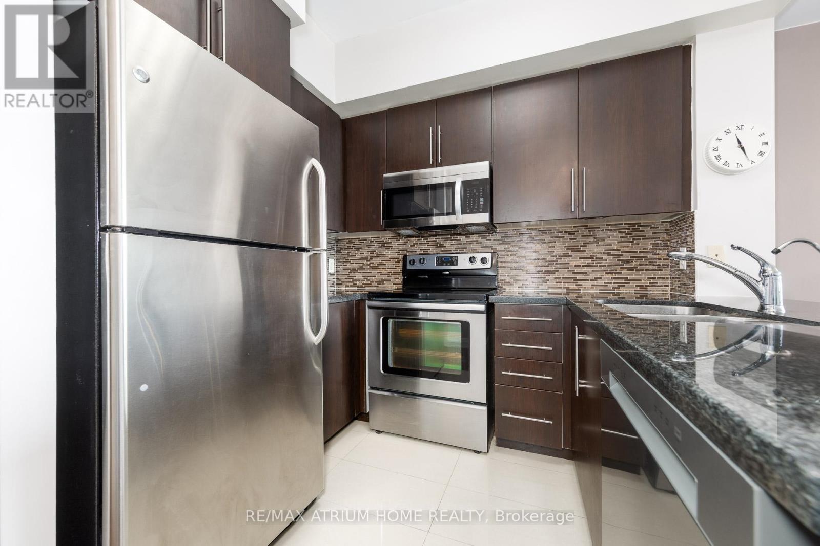 1707 - 20 North Park Road, Vaughan (Beverley Glen), Ontario  L4J 0G7 - Photo 4 - N12194406