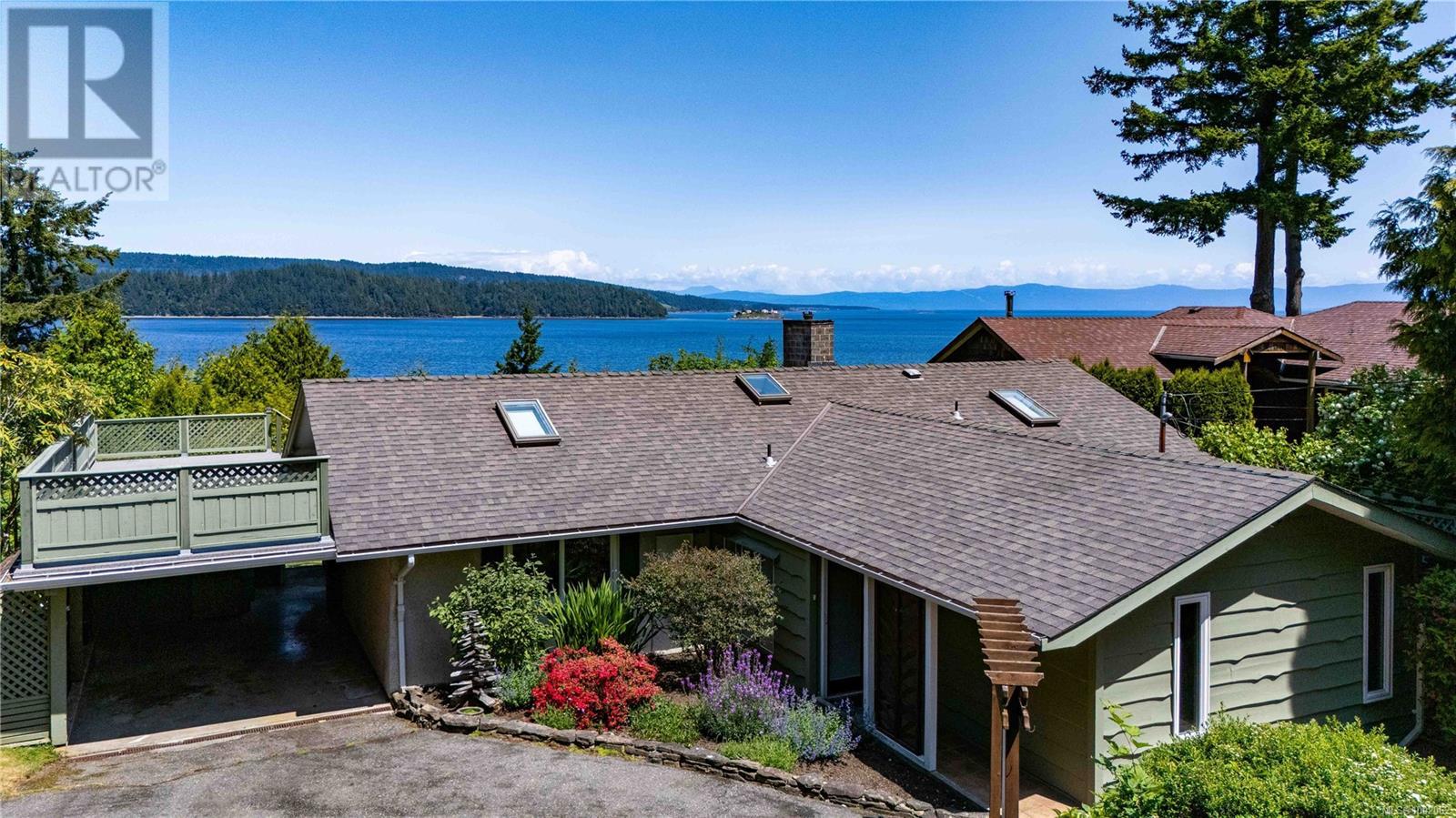 5107 Seaview Dr, Bowser, British Columbia  V0R 1G0 - Photo 1 - 1002062
