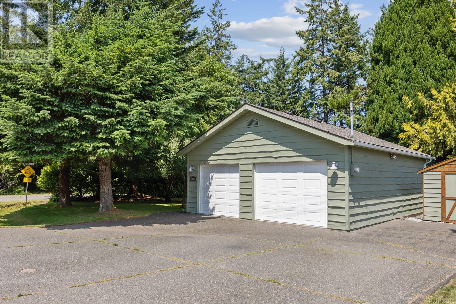 5107 Seaview Dr, Bowser, British Columbia  V0R 1G0 - Photo 43 - 1002062