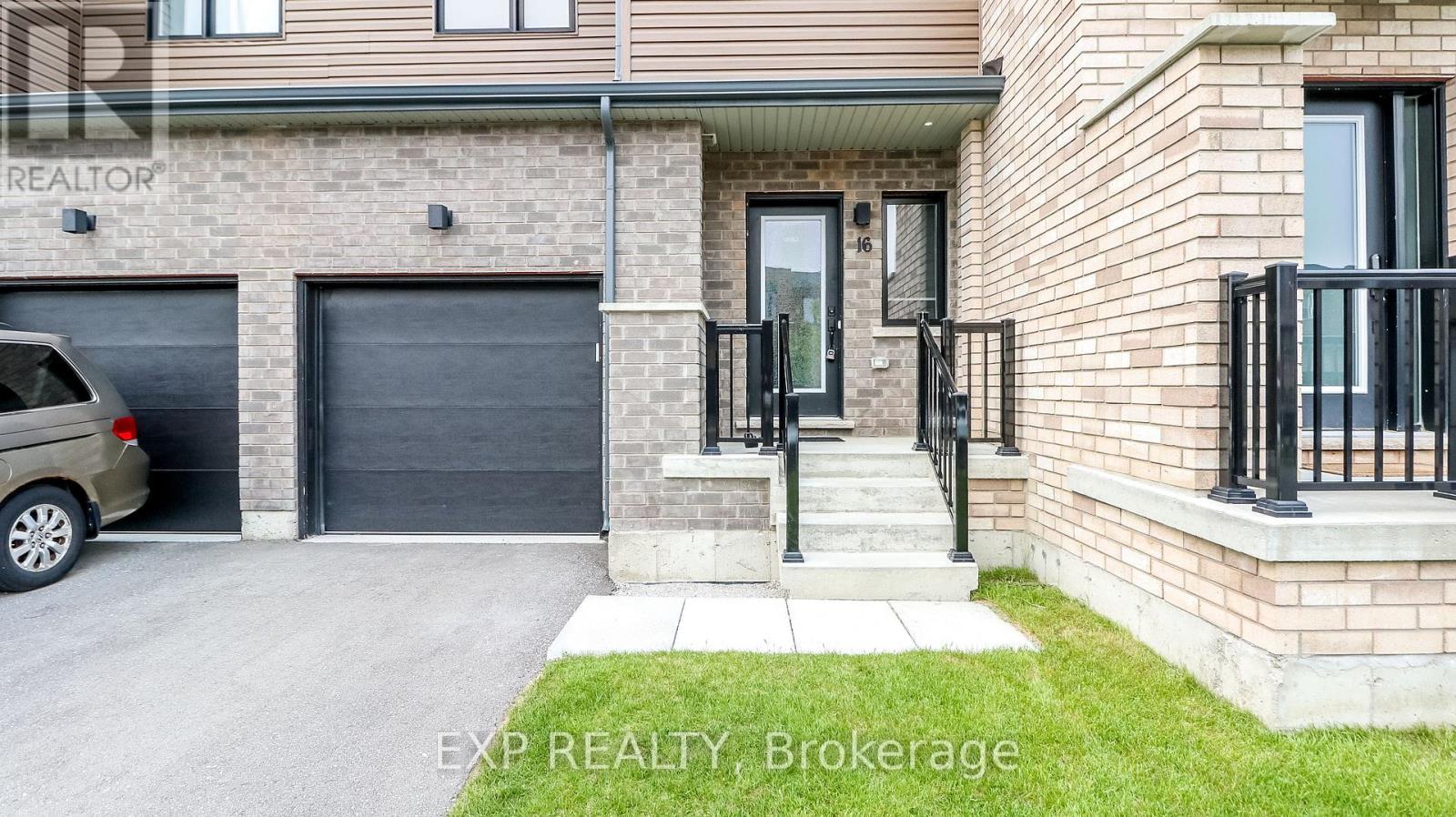 16 Haven Lane, Barrie, Ontario  L9J 0M4 - Photo 2 - S12194397