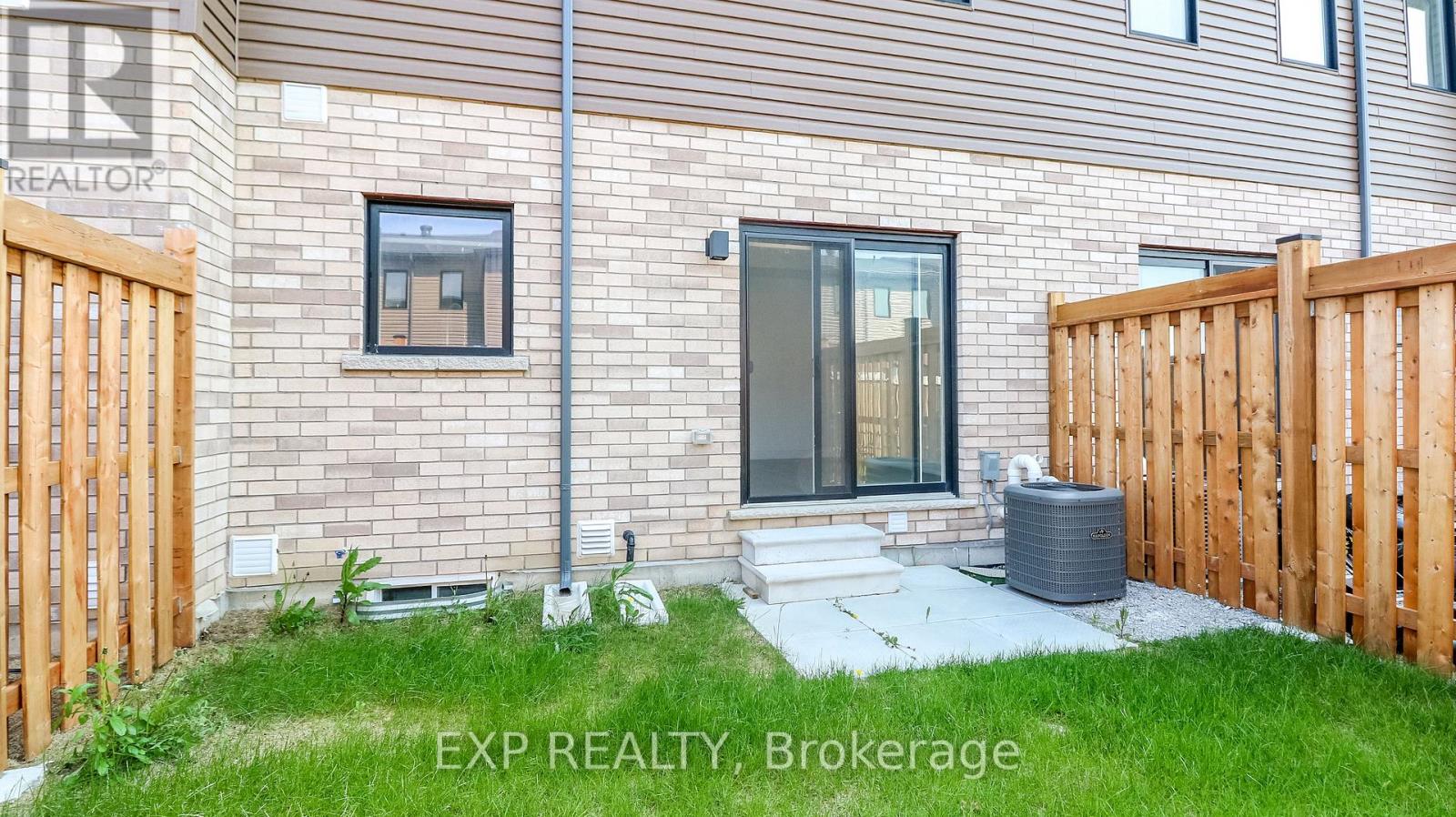 16 Haven Lane, Barrie, Ontario  L9J 0M4 - Photo 32 - S12194397