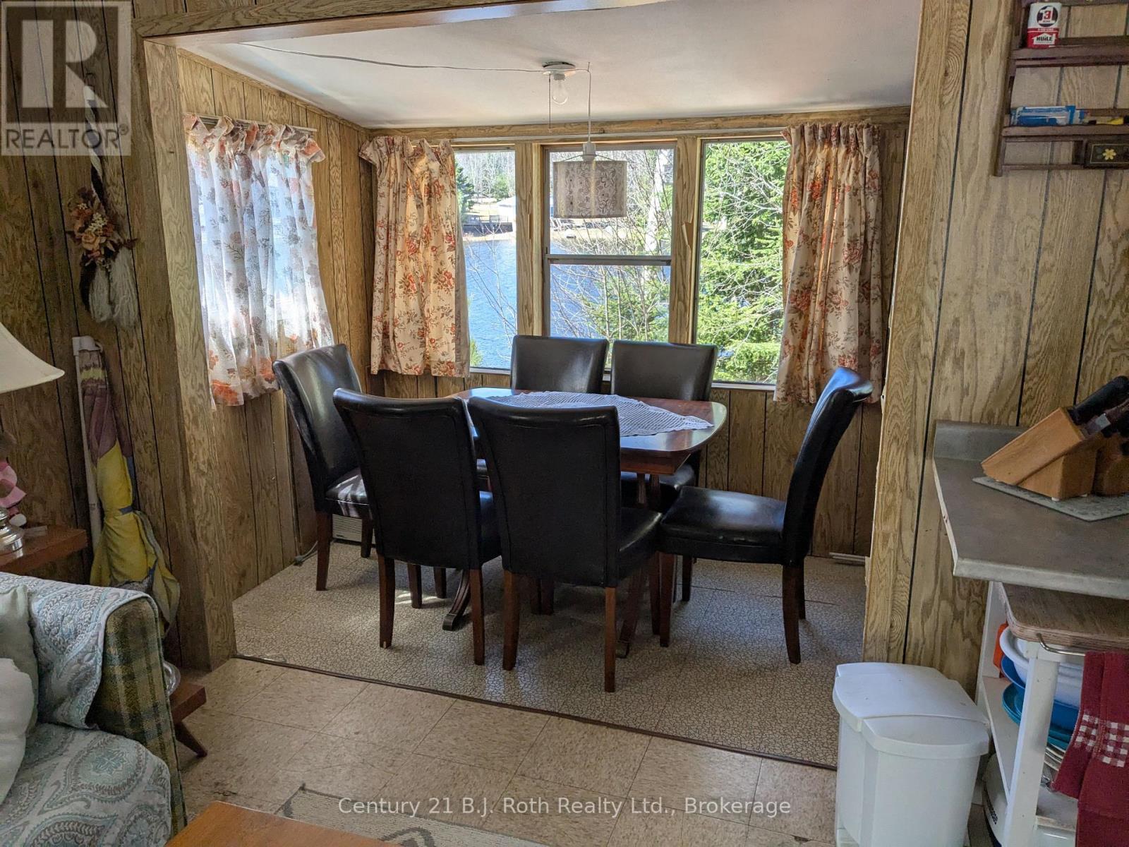 16 Machar Point, South River, Ontario  P0A 1X0 - Photo 28 - X12107091